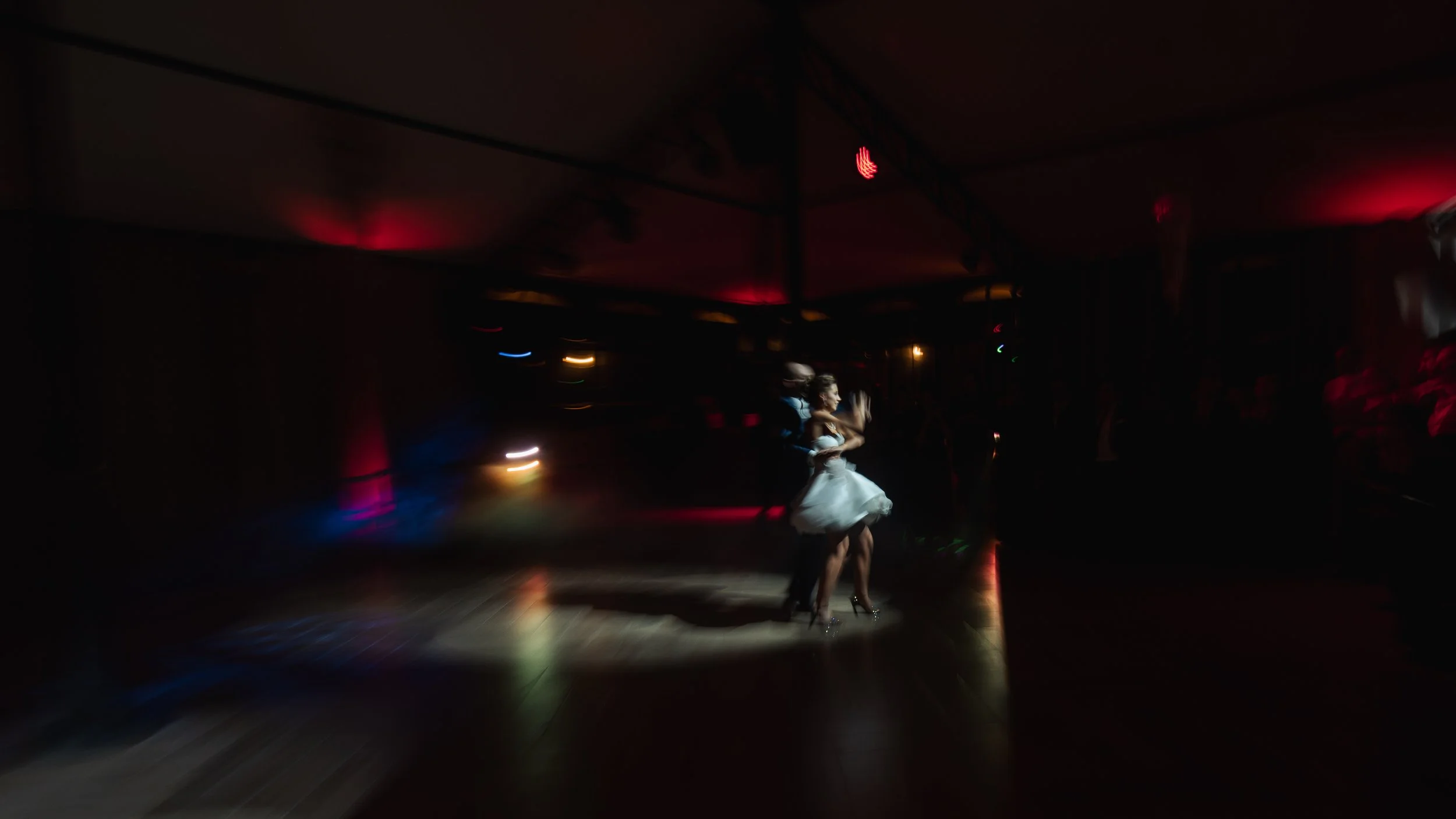 mariage danse d'ouverture chateau de la Jarthe VINSO Photographe Dordogne