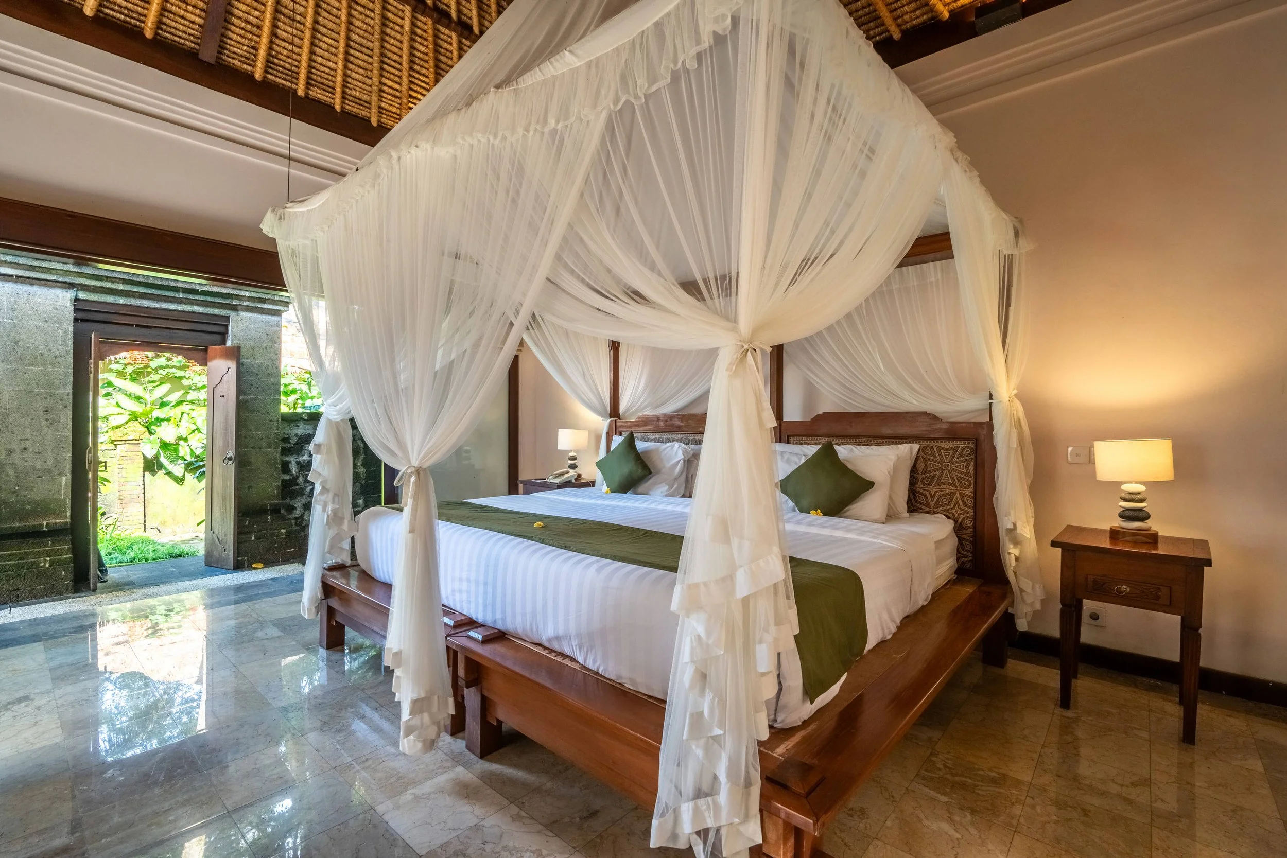 Traditional Villa 02.jpg