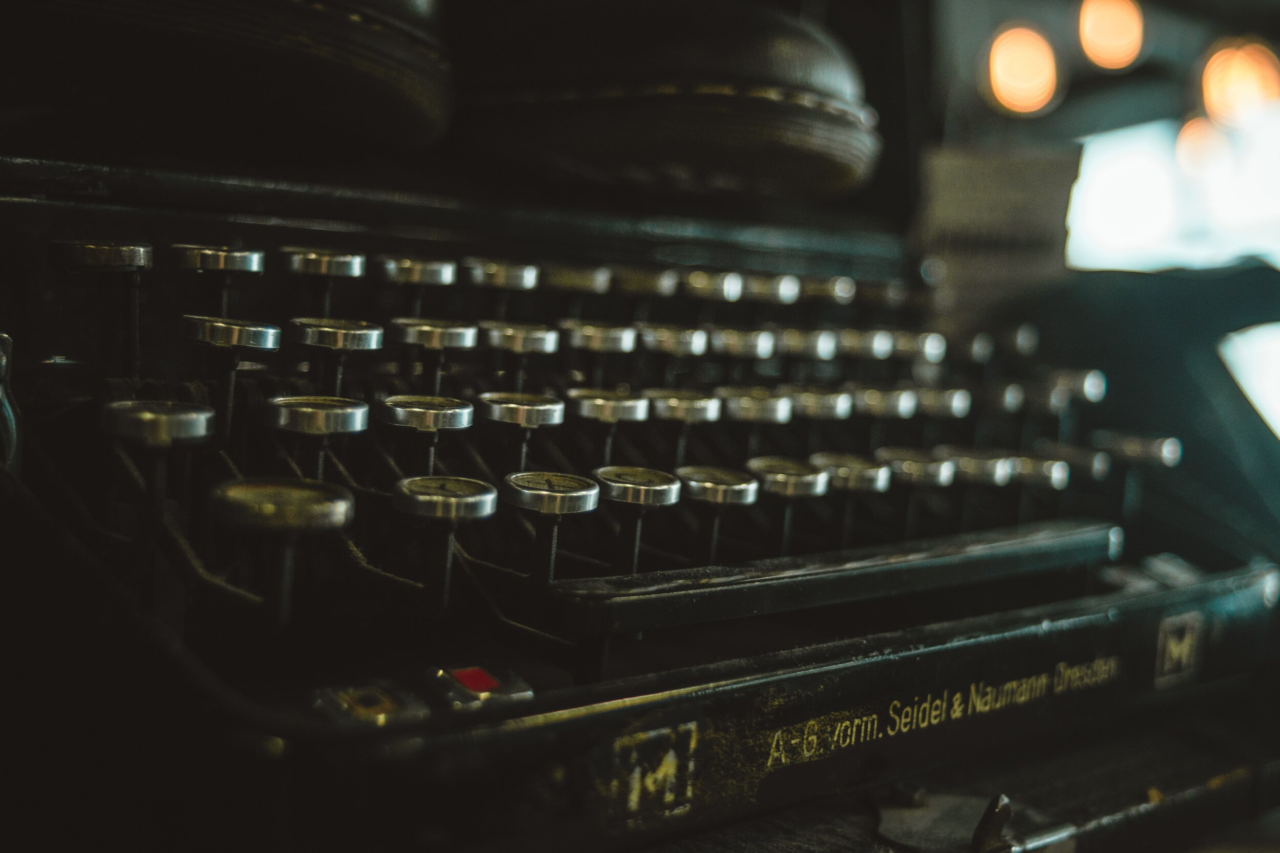 writing coach academic yann-le-comte-83Jan1nnQKg-unsplash.jpg