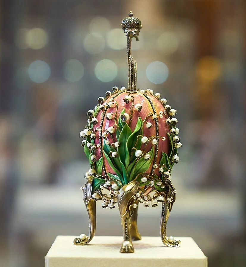 827px-Lilies_of_the_Valley_(Fabergé_egg)-min.jpg