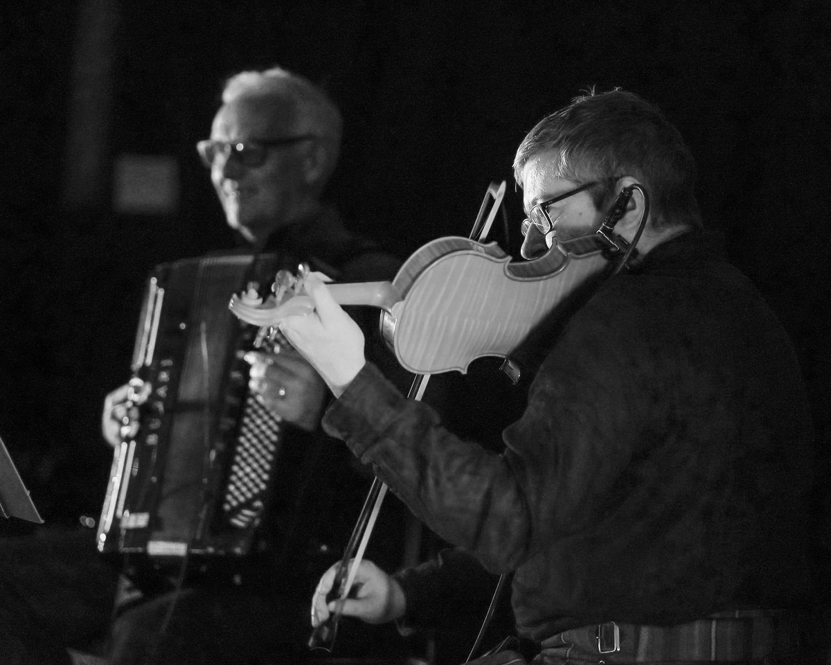 Lochnagar+ceilidh+band+1+small.jpg