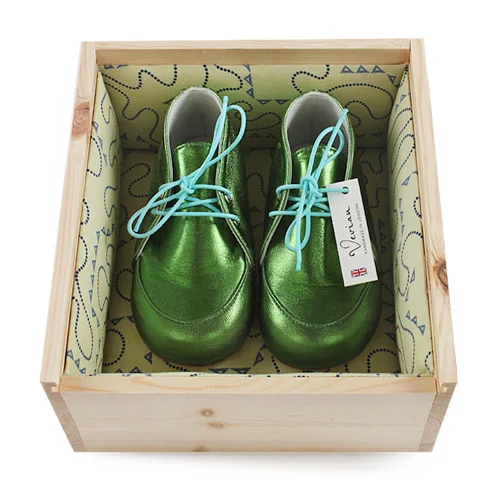 Matthew_Metallic_Green_SB.jpg