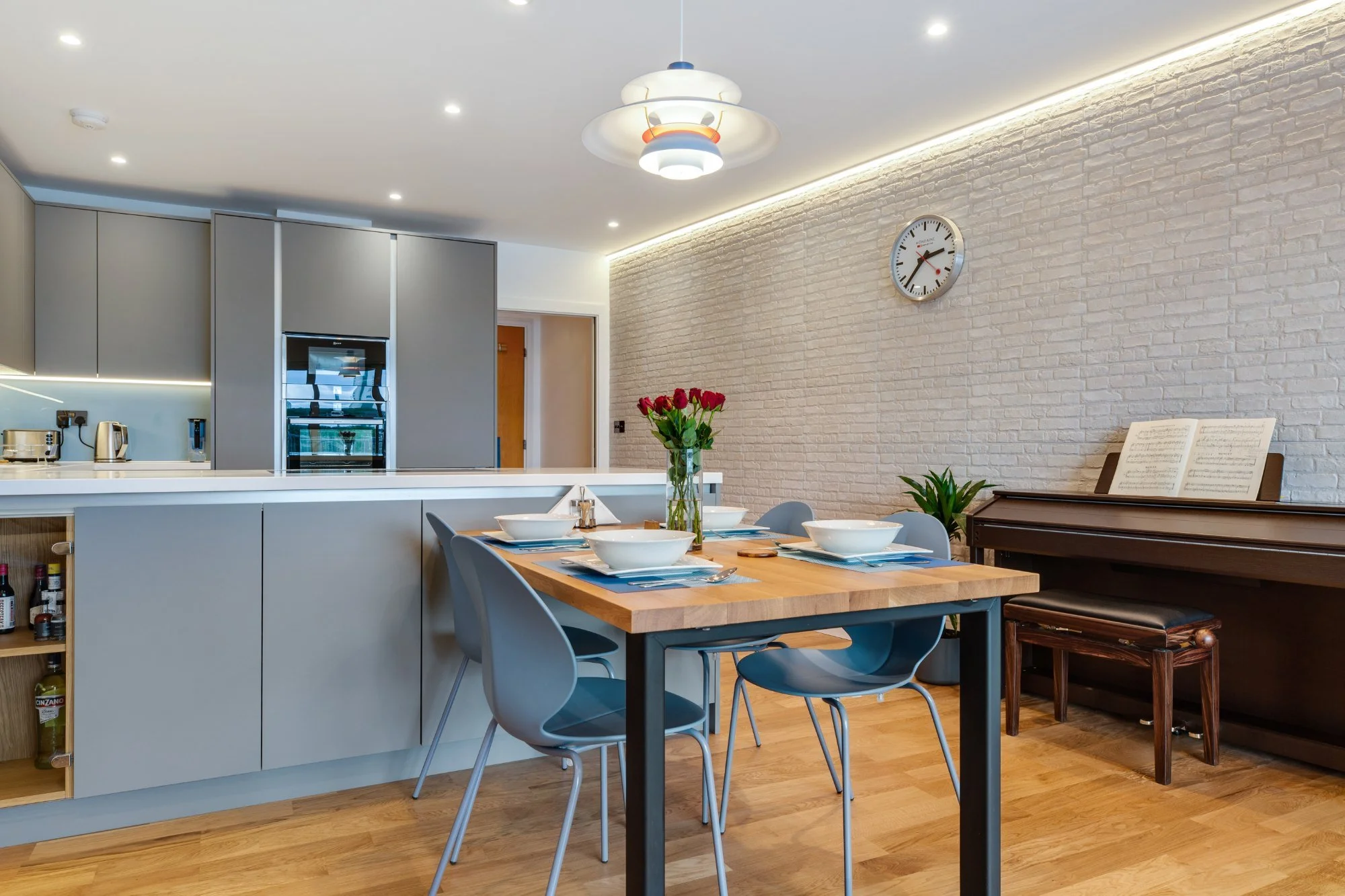 Soft Industrial Chic for London Apartments: How to Warm Up a Minimal, Open-Plan Space
