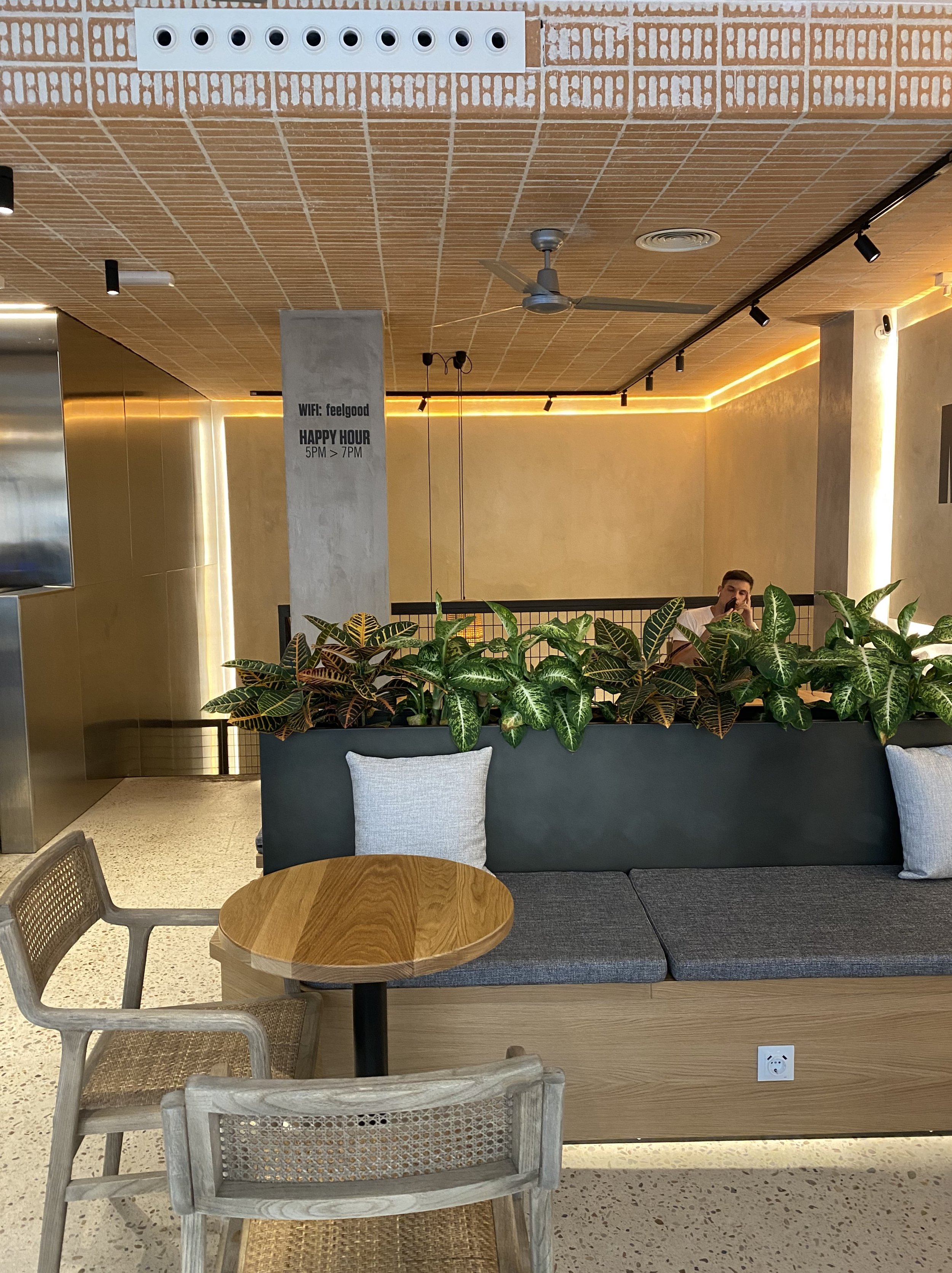 punk-kitchen_2nd Floor seating.jpg