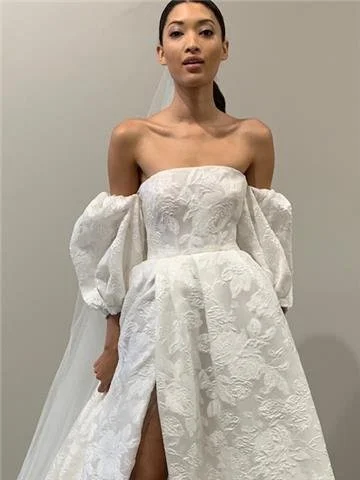 SAMPLE SALE GOWNS | Designer Wedding Dresses  The Wedding Shoppe