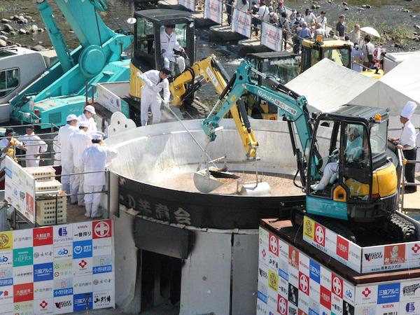 山形で開催される、日本一の芋煮会フェスティバル