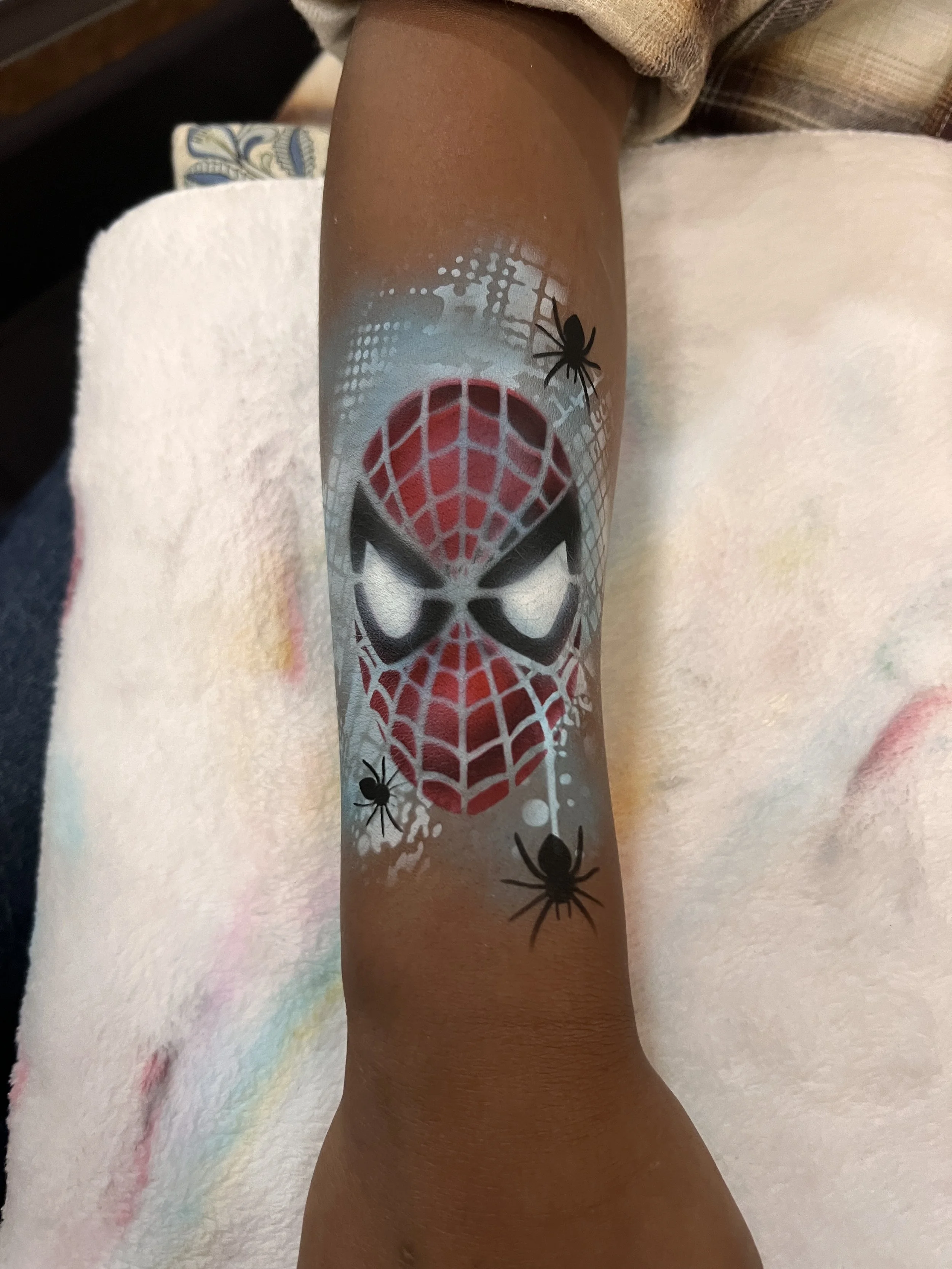 Airbrush Tattoos: Fast and Fun for all ages
