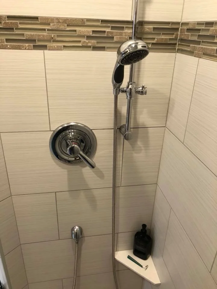 Bathroom 1.jpg
