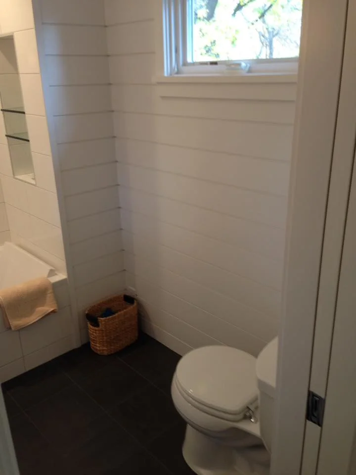 Bathroom 11.jpg