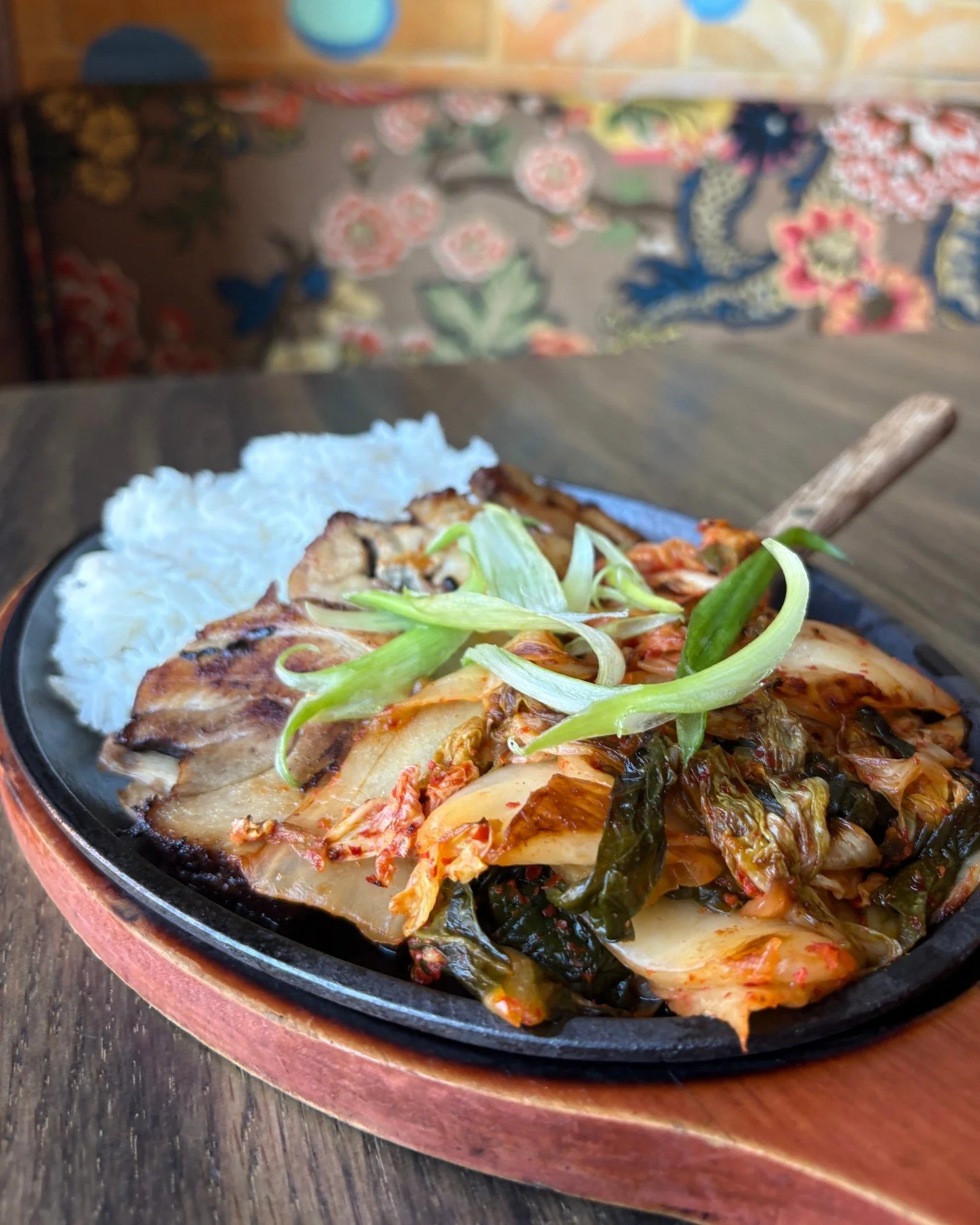 Forks up. Bellies ready.
Start your night right with out Pork Belly App! Seared perfection and cozy bites till the very end!