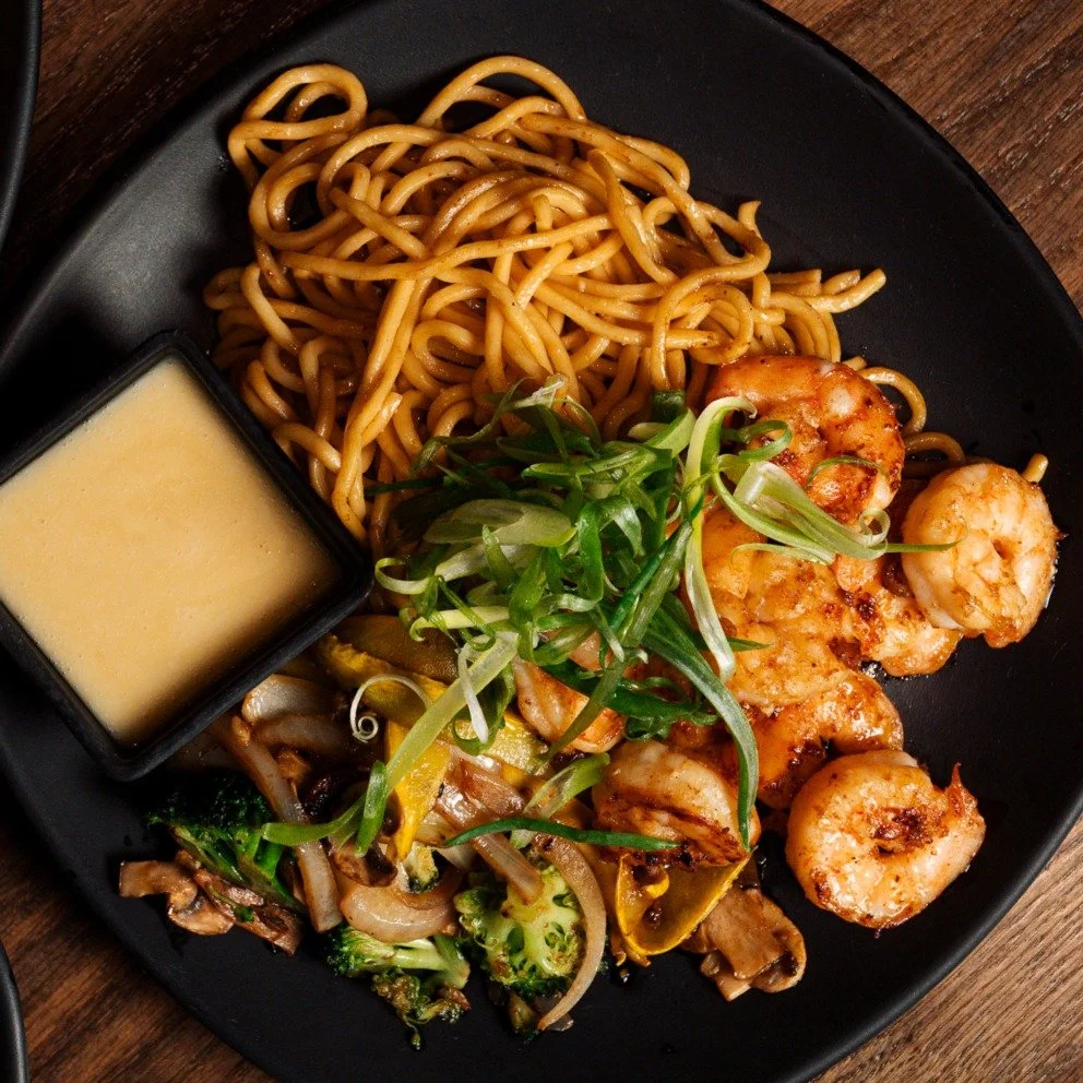 Anyone in the mood for shrimp hibachi? 🍤🔥
Fresh, flavorful, and sizzling just the way it should be!

#iyasushi