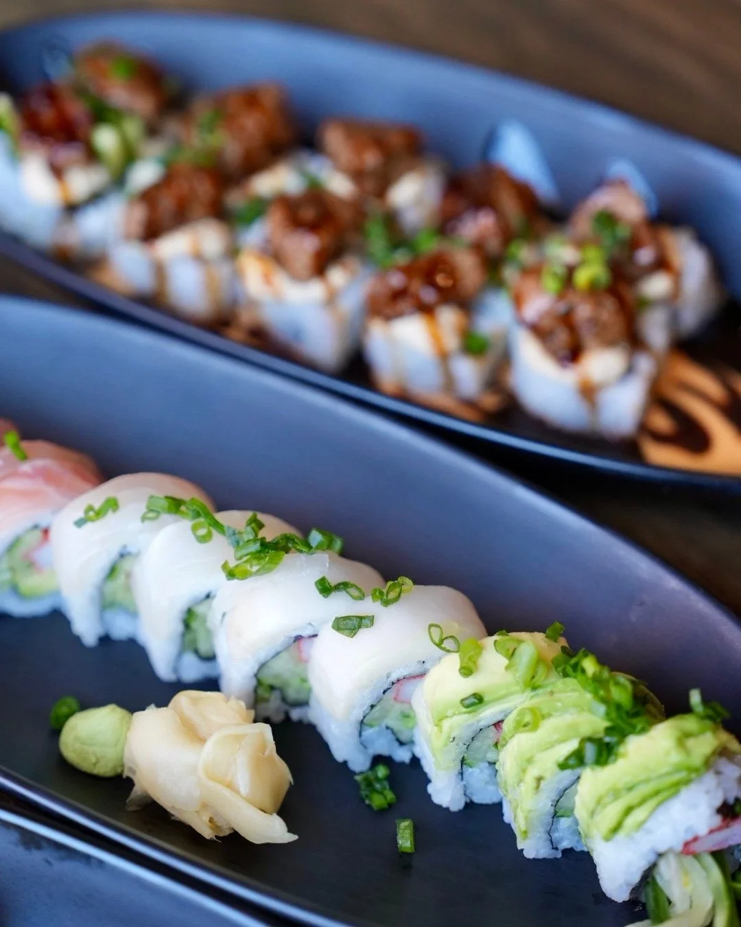A balance of flavors 🍣
The Rainbow Roll keeps things light and fresh, while the Cannonball Roll loads it up with shrimp tempura, cucumber, seared beef, garlic ricotta, scallions, and bold garlic sauces!
#sushi