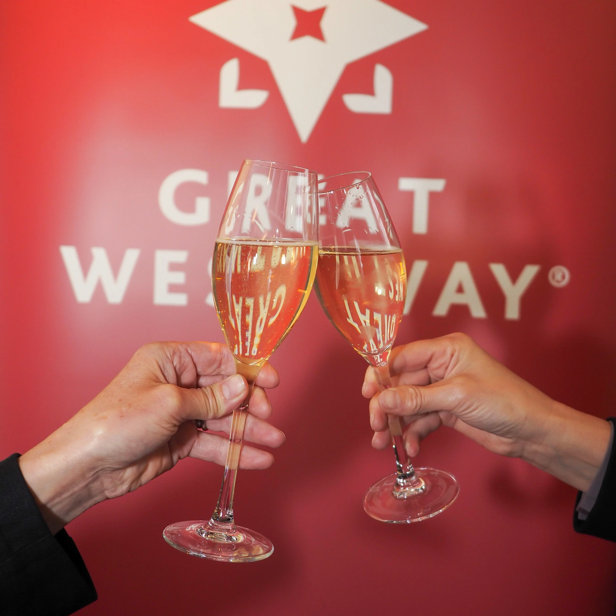 WineGB Gold for Alder Ridge 2014 Blanc de Noirs