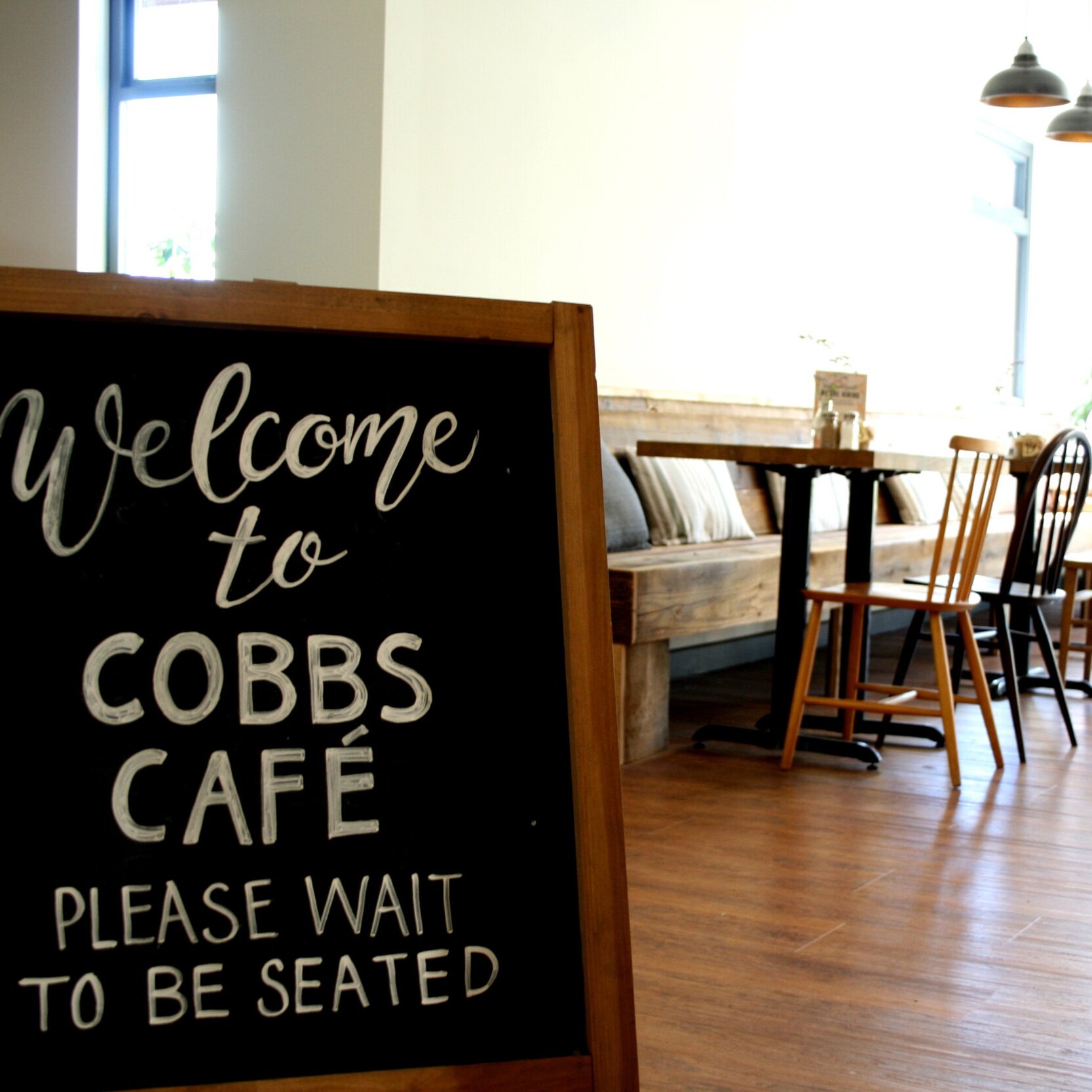 Cobbs Cafés now closed