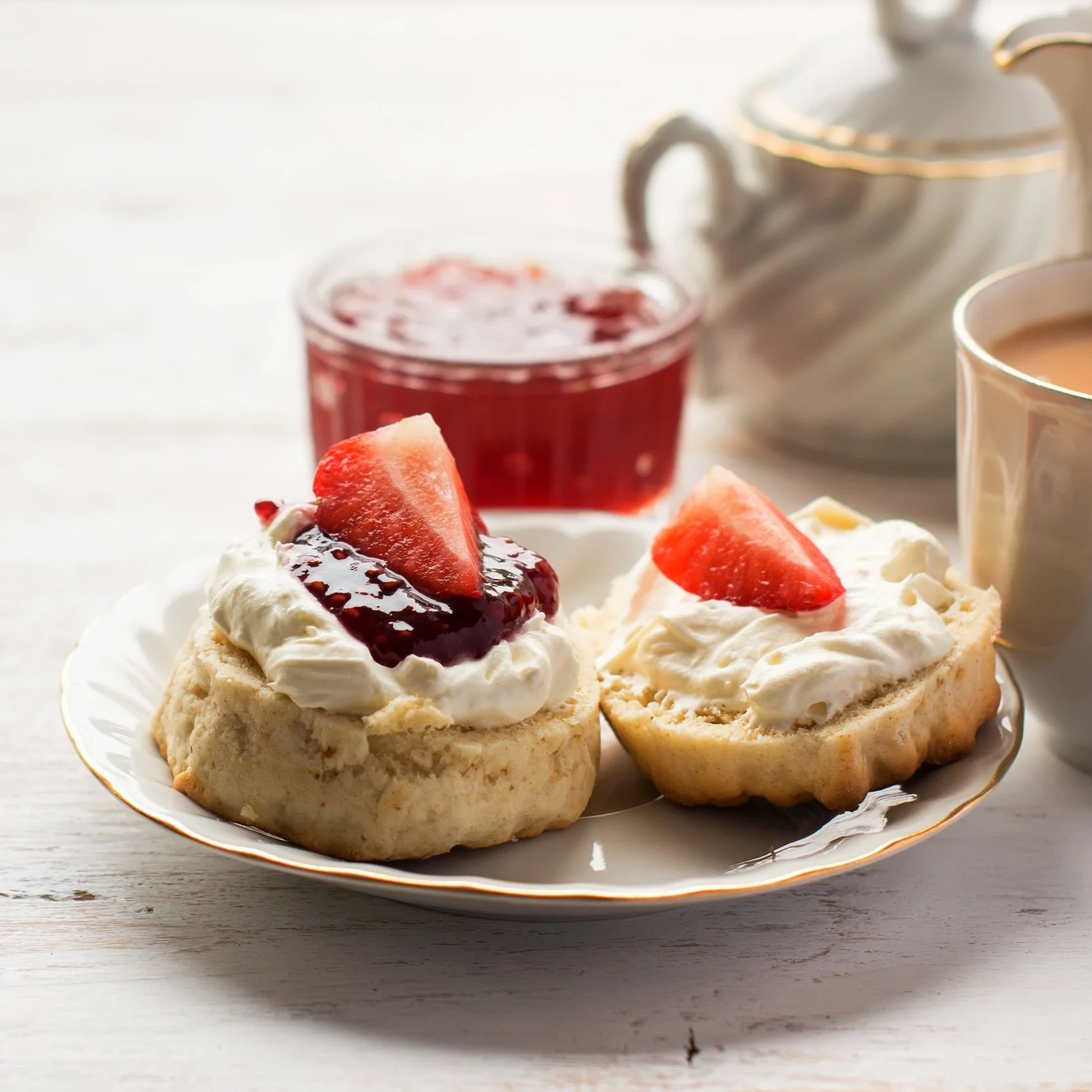 Celebrate the Queen's Platinum Jubilee with Cobbs