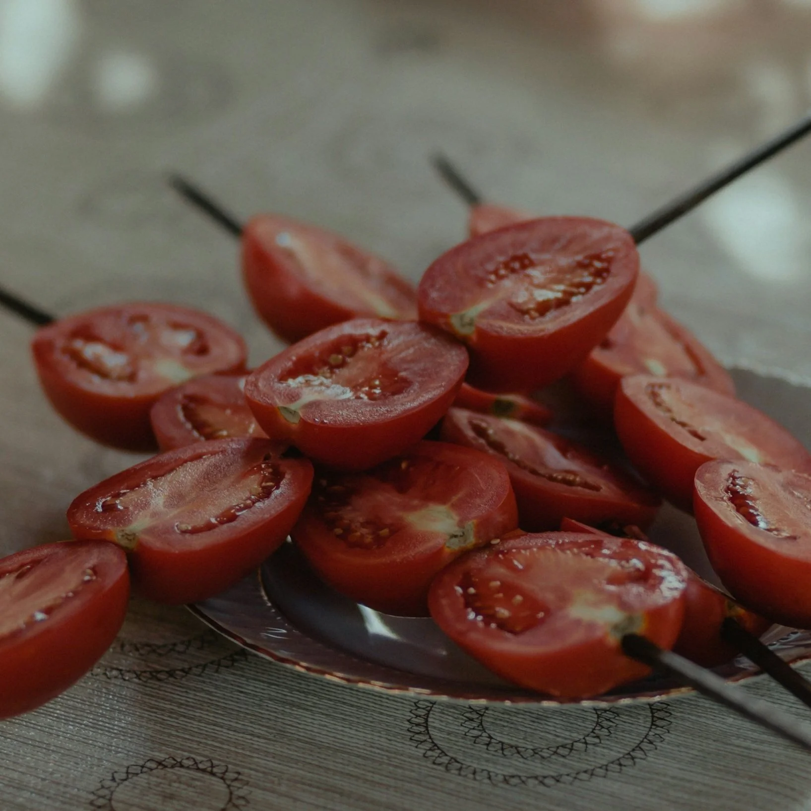 Bank Holiday BBQ Bash: Celebrate with British Tomatoes and Outdoor Dining