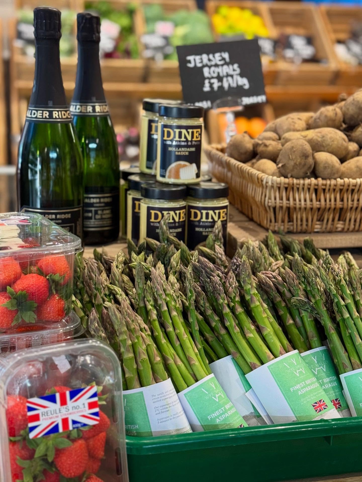 When one season ends, another begins! 🌿🍓
 
As the British asparagus season draws to a close, now&rsquo;s the time to savour the final spears before they&rsquo;re gone until next year. But don&rsquo;t worry &mdash; British strawberries are just abou