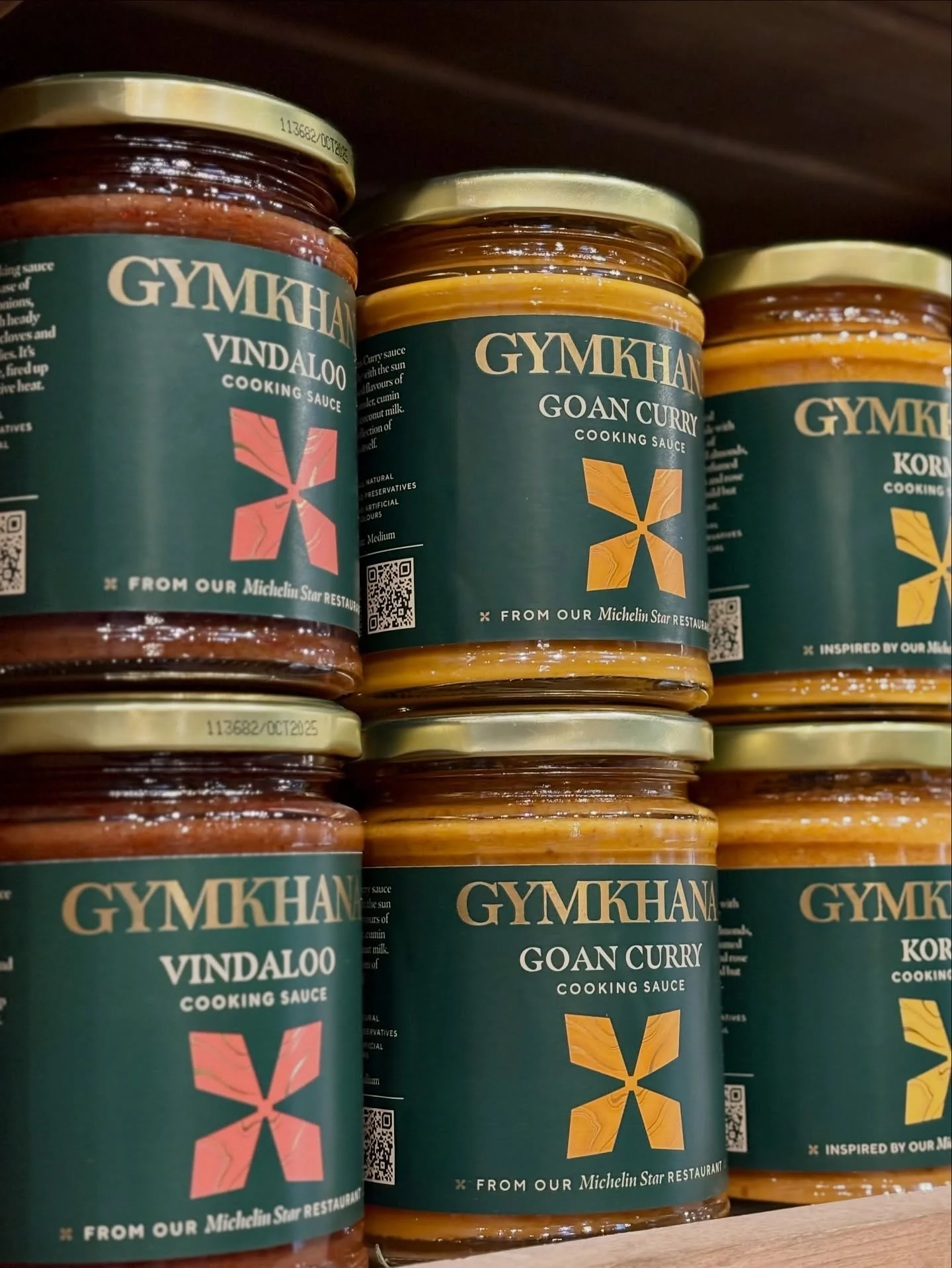 National Curry Week!✨

Darker and chillier nights make us crave warm, hearty, and flavourful meals. What better way to satisfy those cravings than @gymkhanafinefoods 🍴✨
�
Let&rsquo;s take a trip back to 2008, when three siblings, Jyotin, Karam, and 