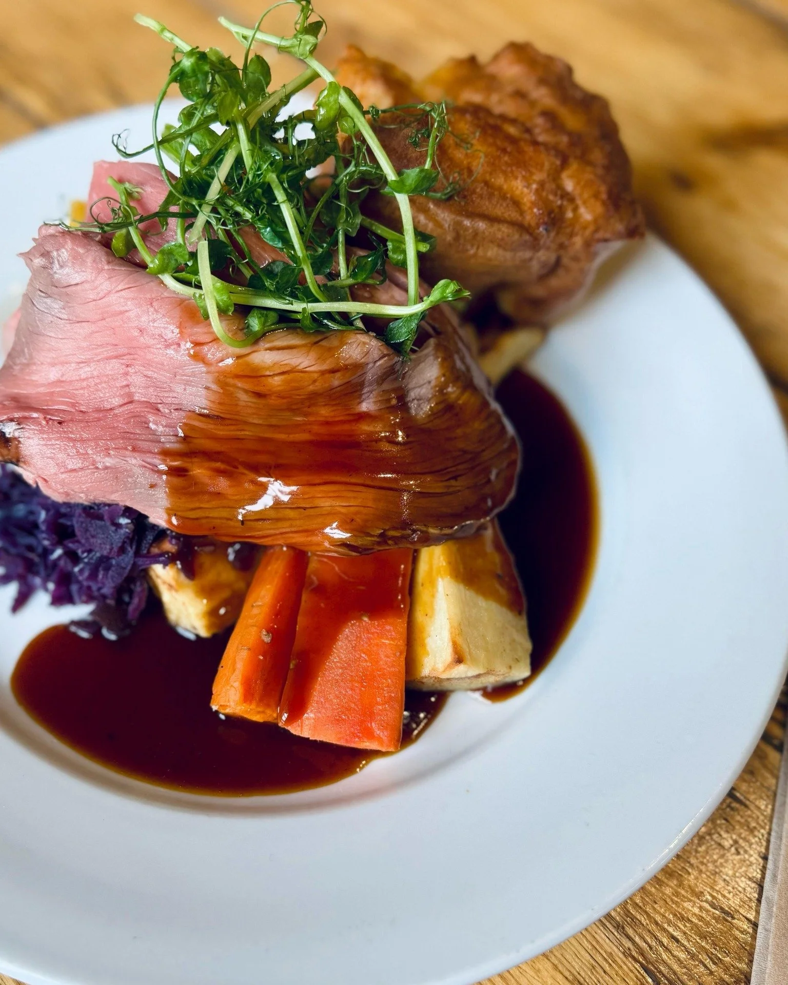 Easter Sunday Lunch🍽️🐣🌸

Come and join us this Sunday for a wonderful Easter Sunday Lunch, all the deliciousness without the washing up!🤤

Bring your appetite, leave the dishes to us, and make this Easter truly unforgettable! 🐰💛

Check for avai