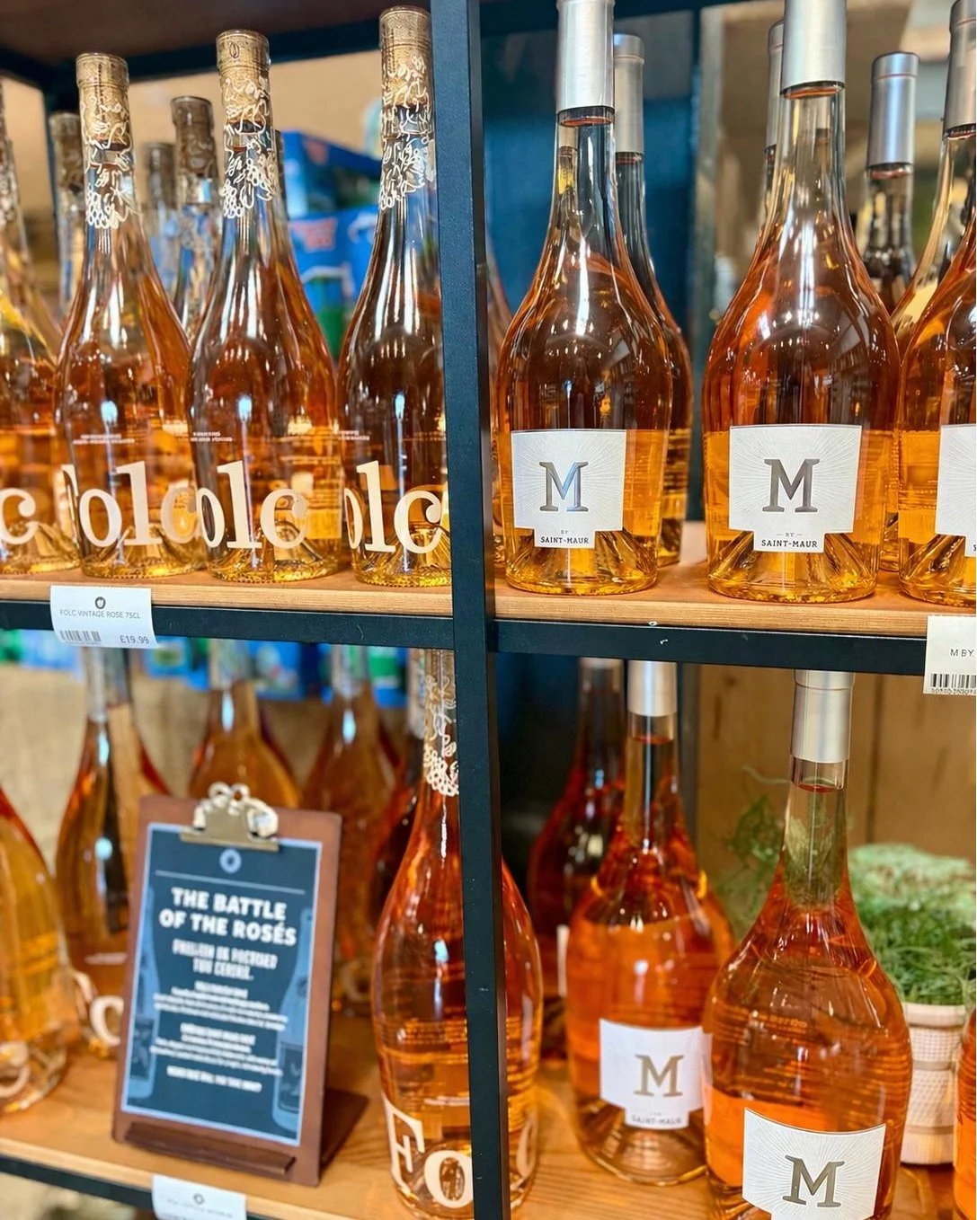 The battle of the ros&eacute;s ✨🍷

🍷 @drink.folc English Ros&eacute; - A dry English ros&eacute; with notes of wild strawberry, cranberry and citrus, finished with delicate florals and a crisp edge.

🍷 @chateausaintmaur Ros&eacute; - Pale, elegant