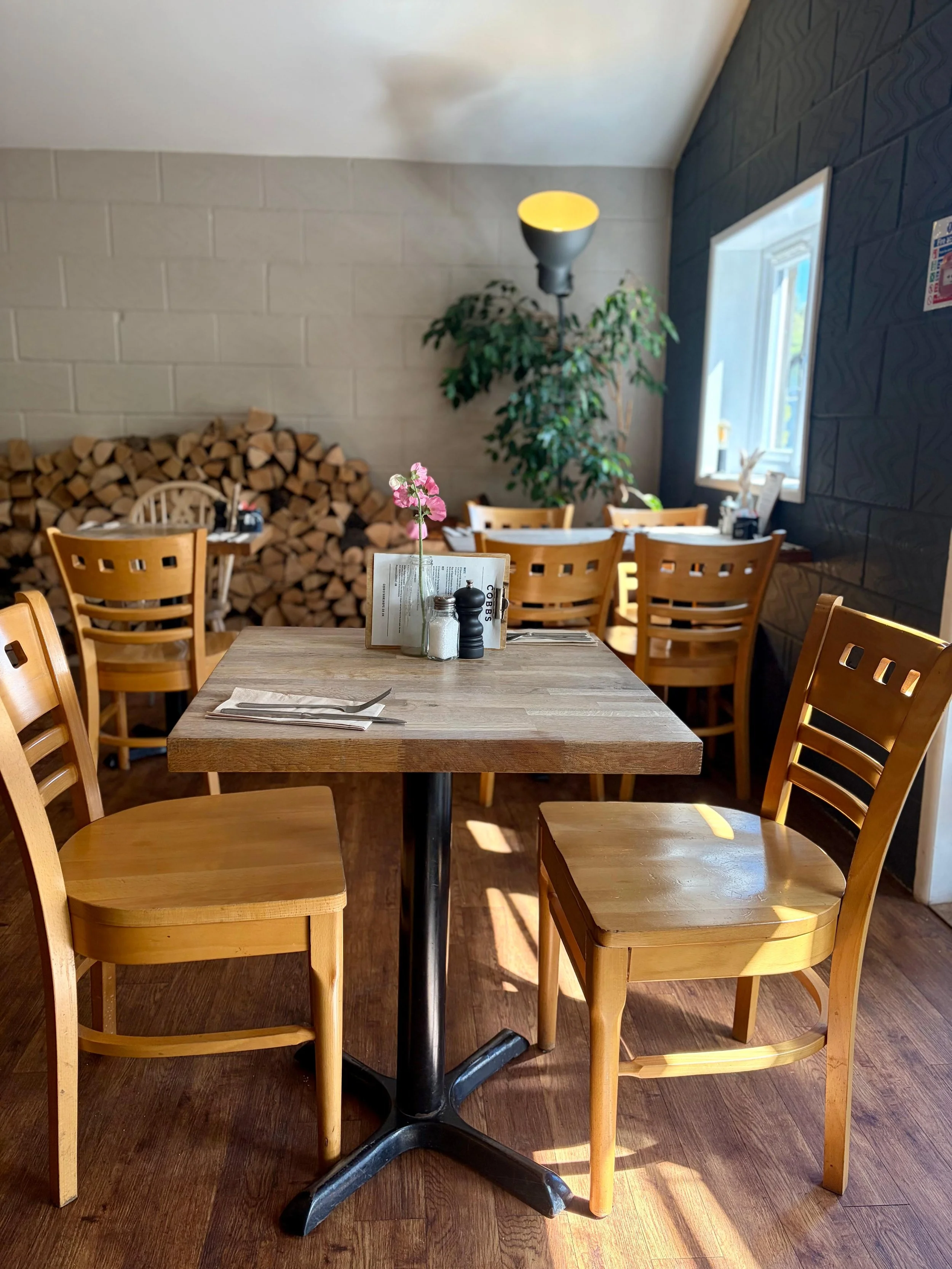 Cafe 2.jpeg