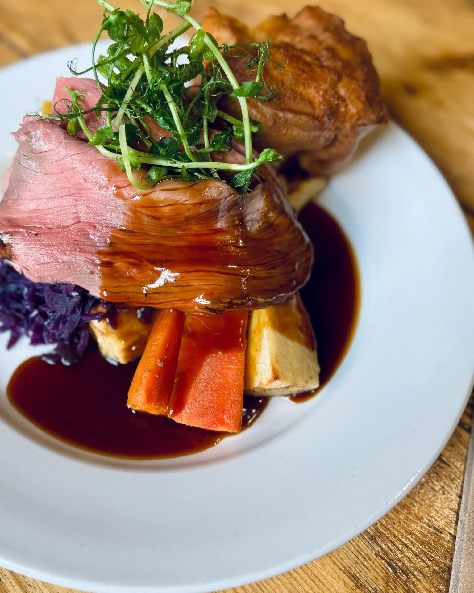 Did you know we do Sunday Roasts?🤔

If you&rsquo;re a Roast Dinner lover, come and join us every Sunday for our DELICIOUS Roast Dinners served in our cafes🍽️

Chicken, Beef or Veggie, all served with crispy roast potatoes, a selection of seasonal v