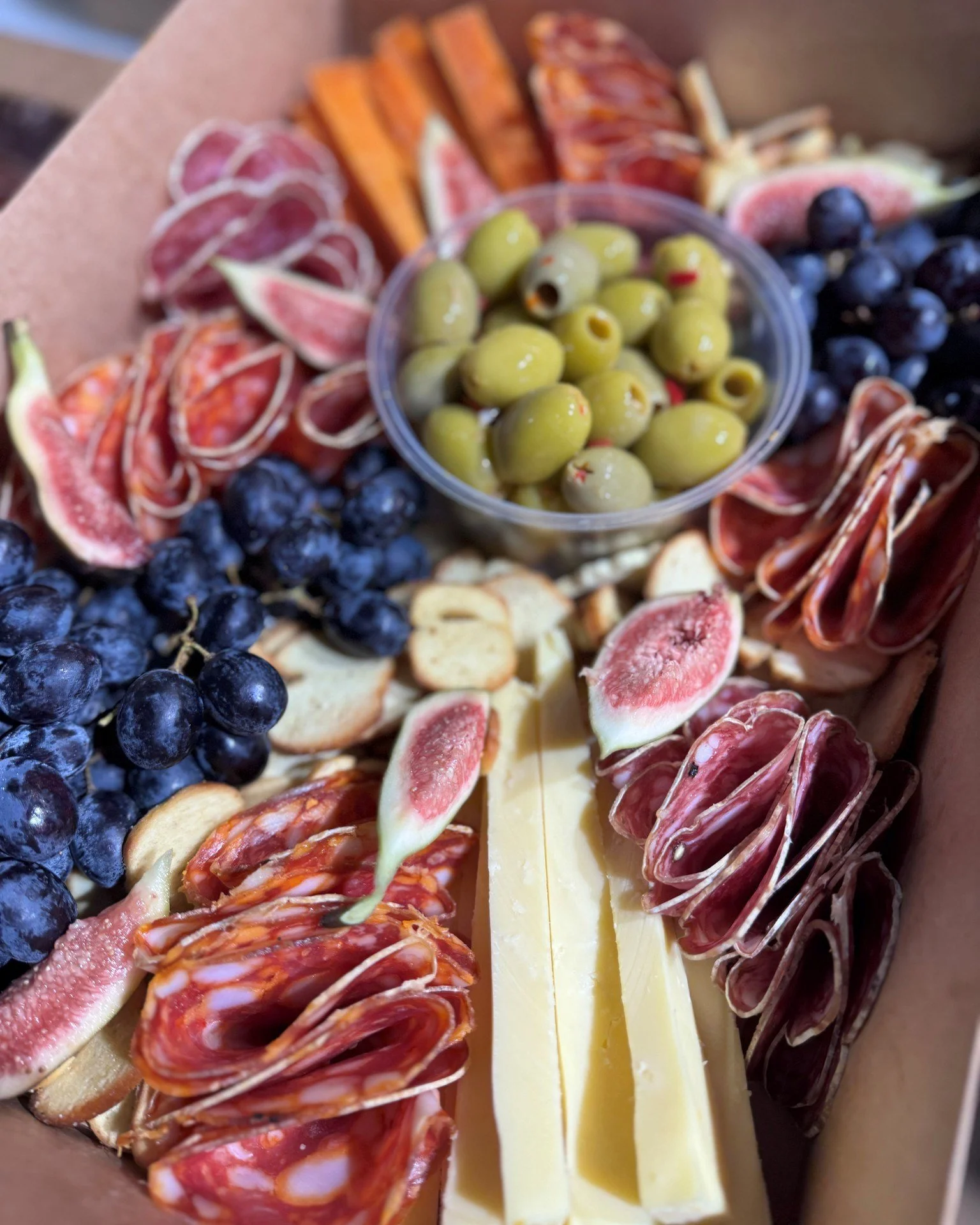 Deli Graze Boxes - Summer Essential!🥪

🍰&lsquo;A box for every occasion&rsquo; - From indulgent deli delights to elegant afternoon tea, our new graze boxes, sandwich platters, and cheese boards are made for sharing, gifting, or celebrating!

Whethe