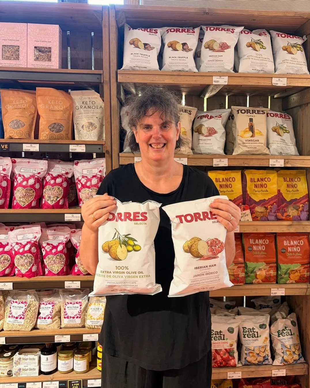 Torres Tuesday 🥔✨

Your favourite @patatastorresofficial crisps are on offer!

Mix &amp; match any 2 for &pound;10 from these delicious flavours:
🫒 Extra Olive Oil
🍷 Vinegar
🥓 Iberian Ham
🍳 Fried Egg
🍄 Black Truffle &ndash; our best seller!

Is