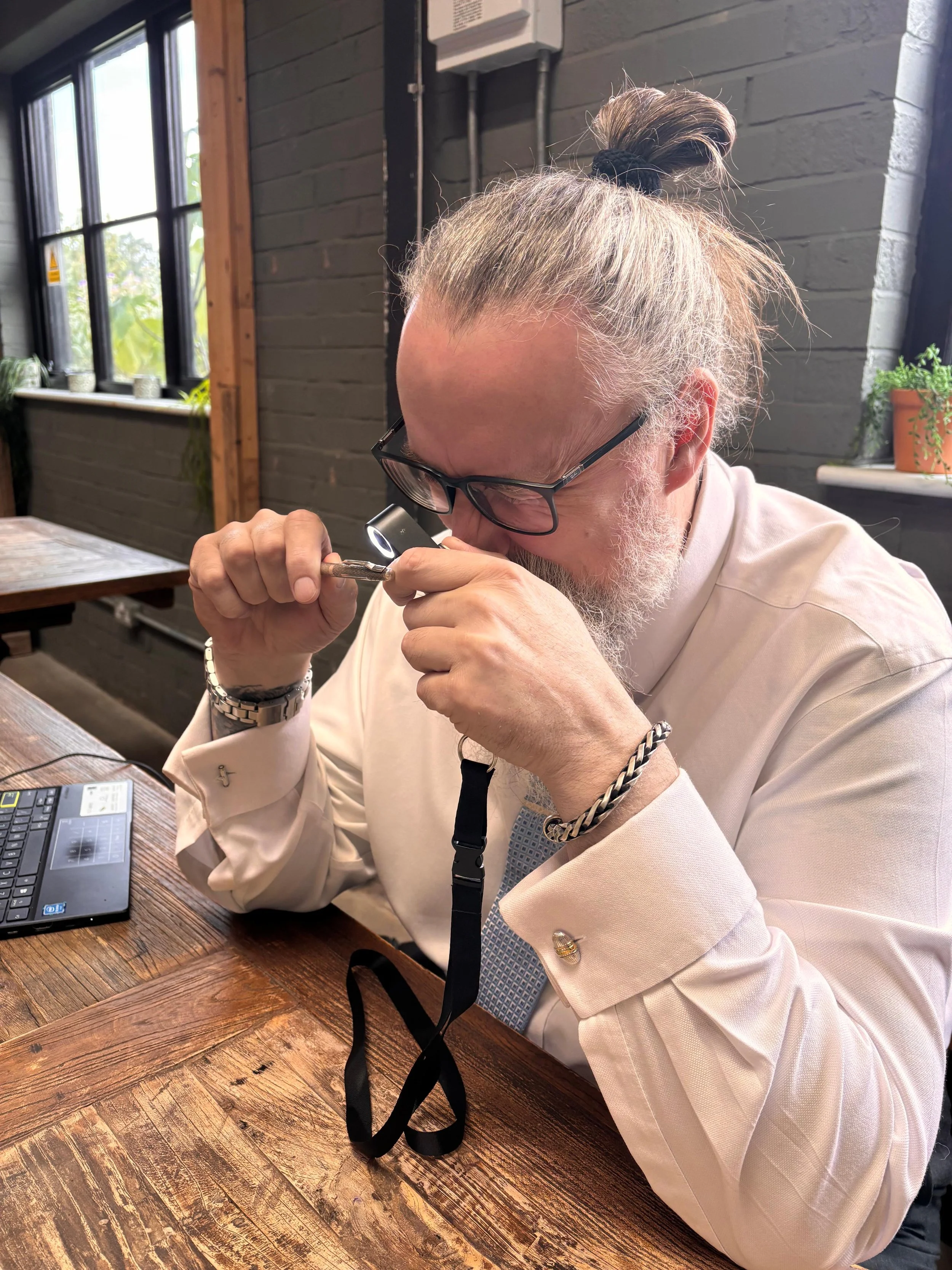 Holloways Auctioneers - Free Valuation Day