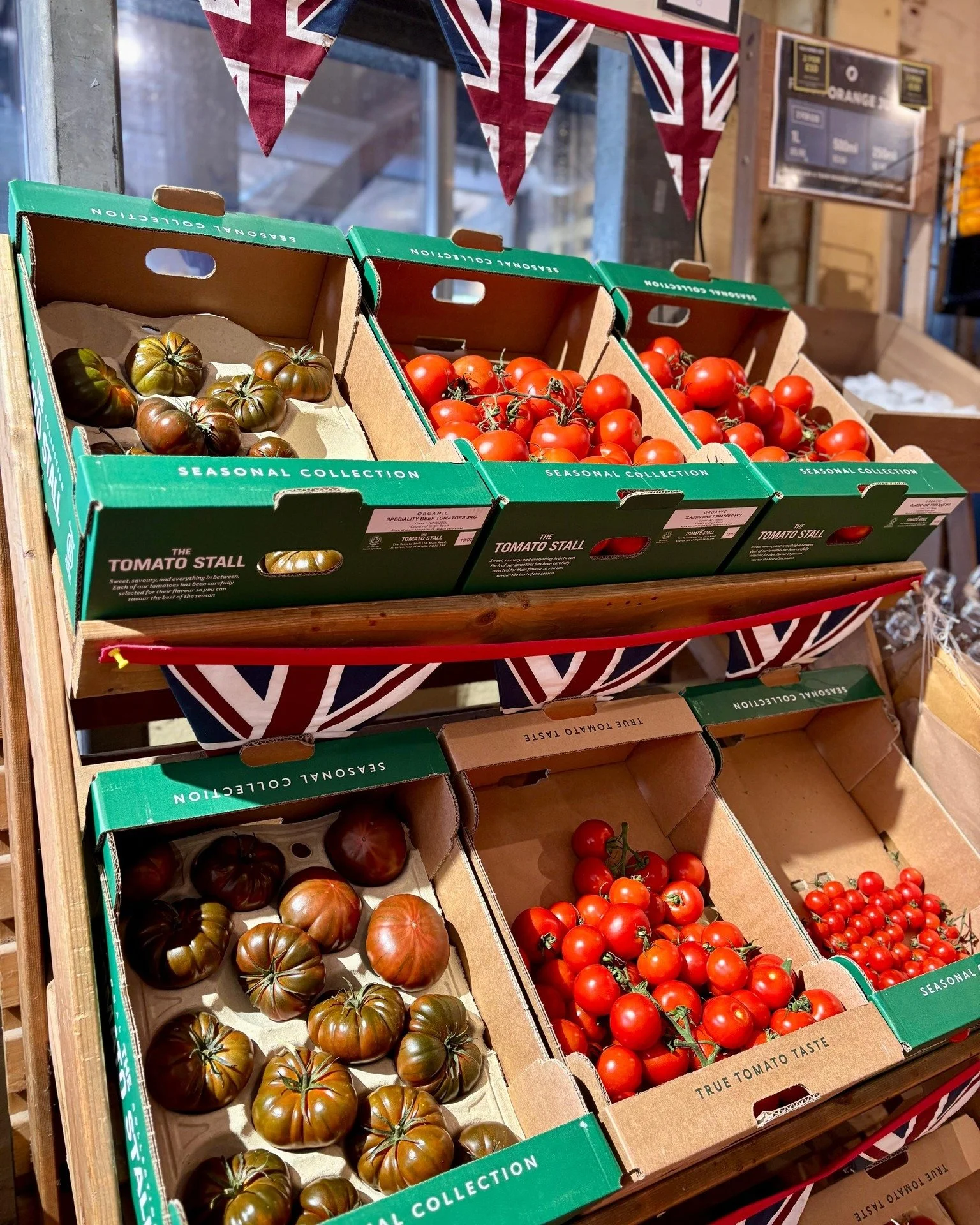 🍅Isle of Wight Tomatoes 🍅

Bursting with sunshine and flavour, @iowtomatoes are the perfect addition to your kitchen! Why not try their delicious cooking sauces?!

🍅 Shakshuka
🍅 Pizzaiola
🍅 Makhani

Even better, these tasty sauces are on offer a