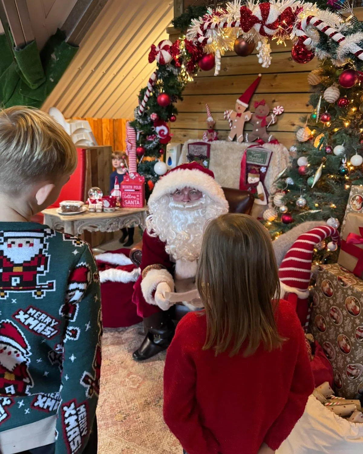 🎅✨ It may be a little early&hellip; but we just couldn&rsquo;t keep it a secret! 🎄

Father Christmas is coming back to Cobbs at Hungerford this year! 🎅🎁❤️

📅 Save the dates: 19th, 20th &amp;21st December

We&rsquo;ll be sharing more festive deta