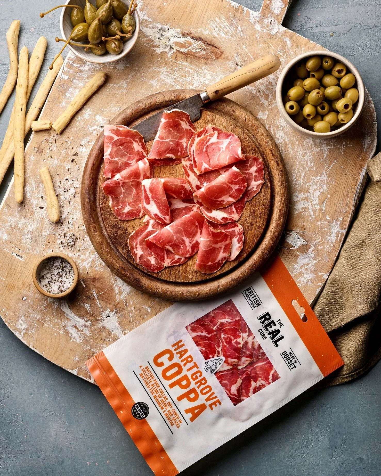 Cobbs x @thereal_cure 🌟

Founded by James and Lucy on their Dorset farm, The Real Cure is a shining example of British food done right. Combining responsible sourcing with exceptional taste. 🩷

Passionate about crafting outstanding charcuterie, The