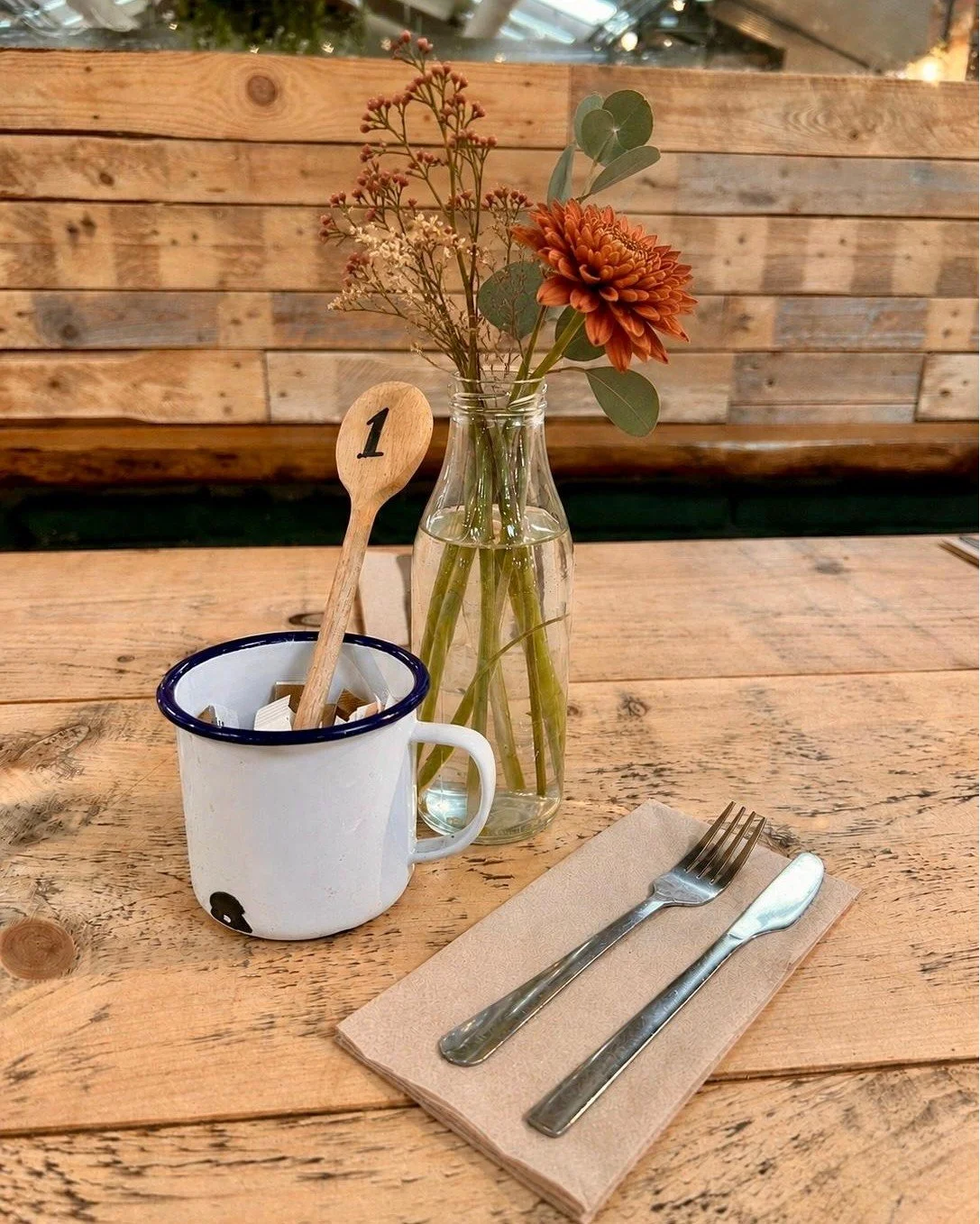 Something delicious is on the way! 🍁✨

Our kitchens have been busy preparing a brand-new autumn menu, packed with comforting flavours, seasonal favourites, and plenty of tasty surprises!

📍Monday 28th September

Who&rsquo;s ready for a taste of aut
