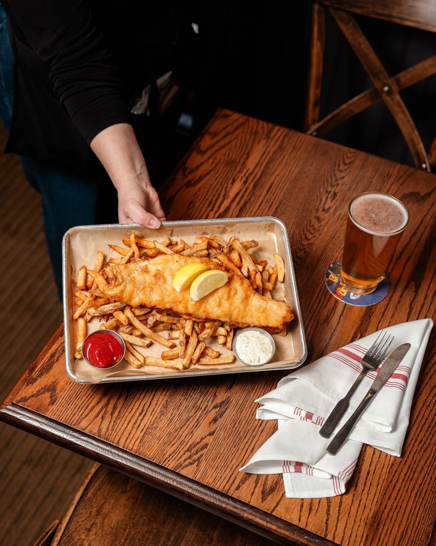 Lent starts tomorrow! No need to overthink dinner, we&rsquo;ve got plenty of meatless favorites. 🐟🍝
Come in for fish specialties and pasta dishes you&rsquo;ll be craving all season!