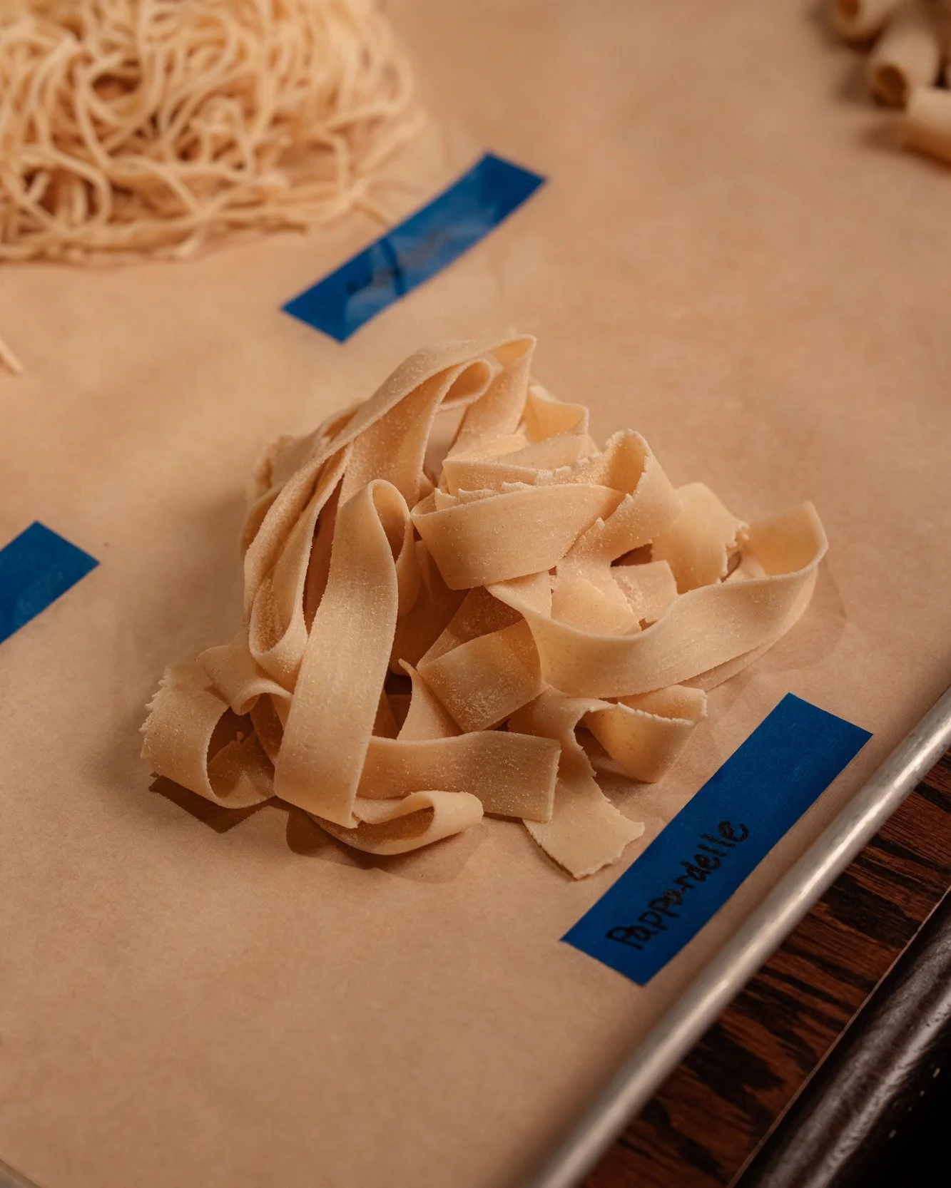 Made in-house, served hot, and worth every bite 🍝 
#johnnystavern