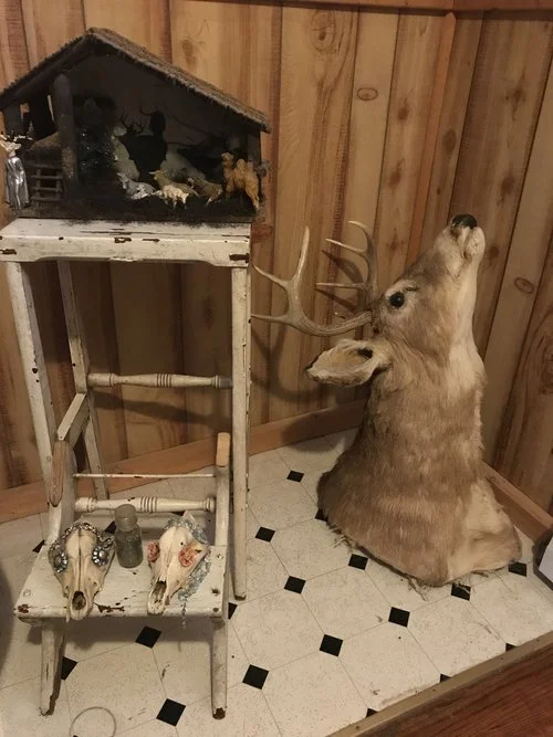 TaxidermyBathroomCloseup-8.jpg