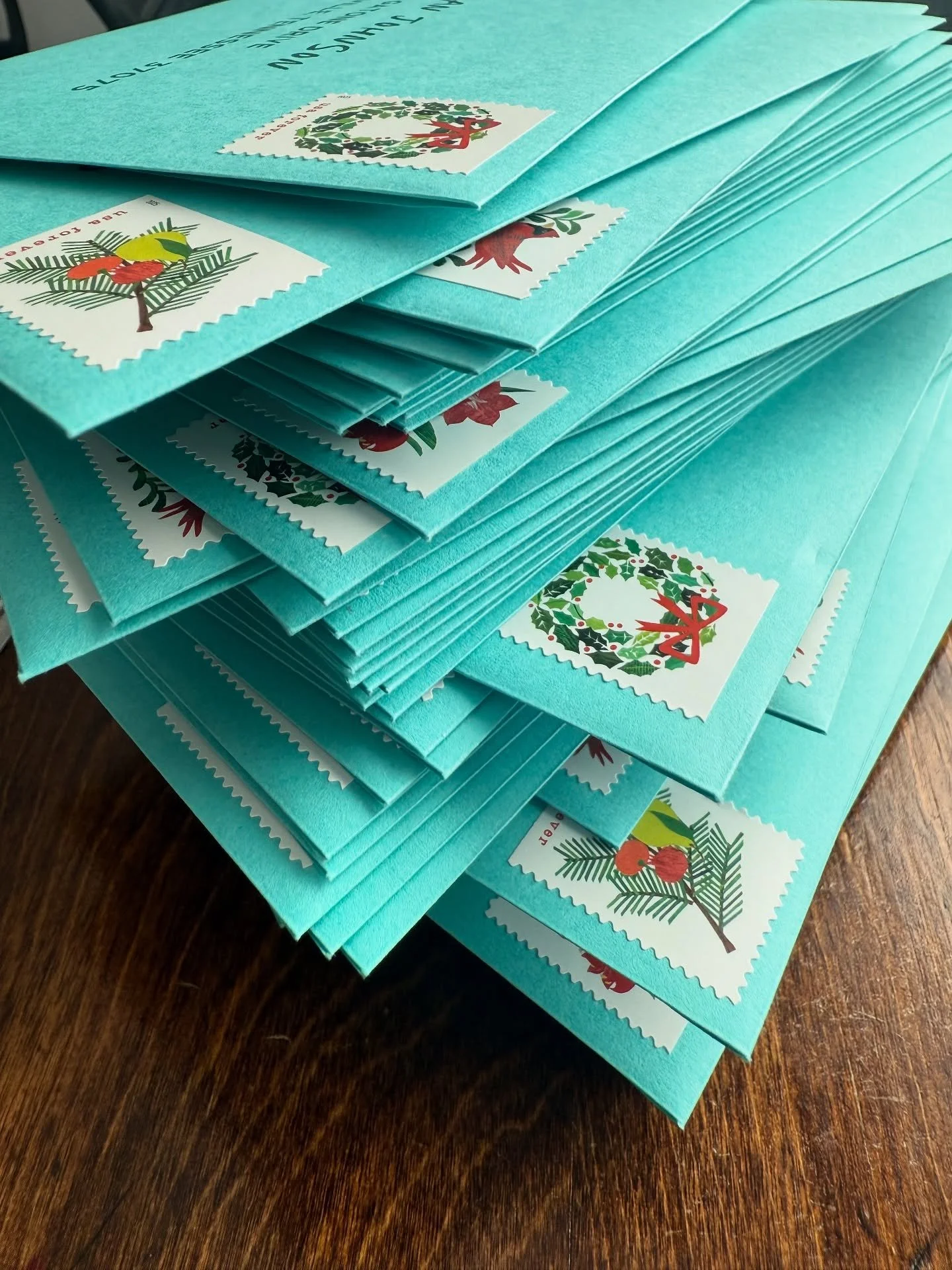 It is timeeeeee 🎄🥰👏🏼&hellip; invitations are in the mail for my favorite night of the night 🤶🏼🎅🏼✨ I love the holiday postage this season!
.
.
.
#ruthieandoliverletterpress #letterpress #letterpressprinting #custominvitations #letterpressinvit