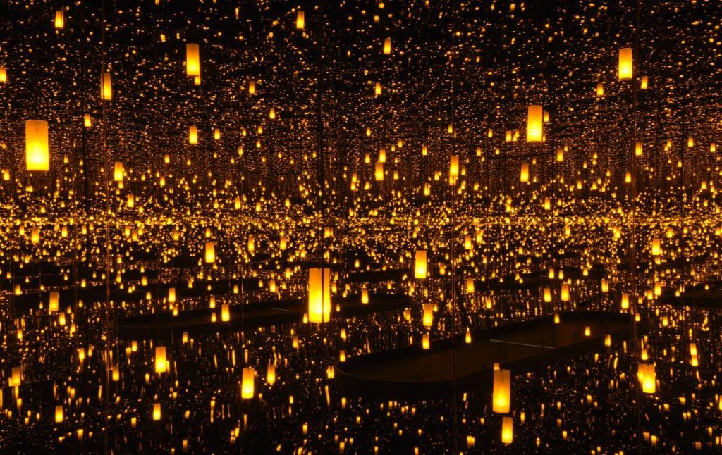 Visit DTLA - Infinity Mirrored Room at The Broad