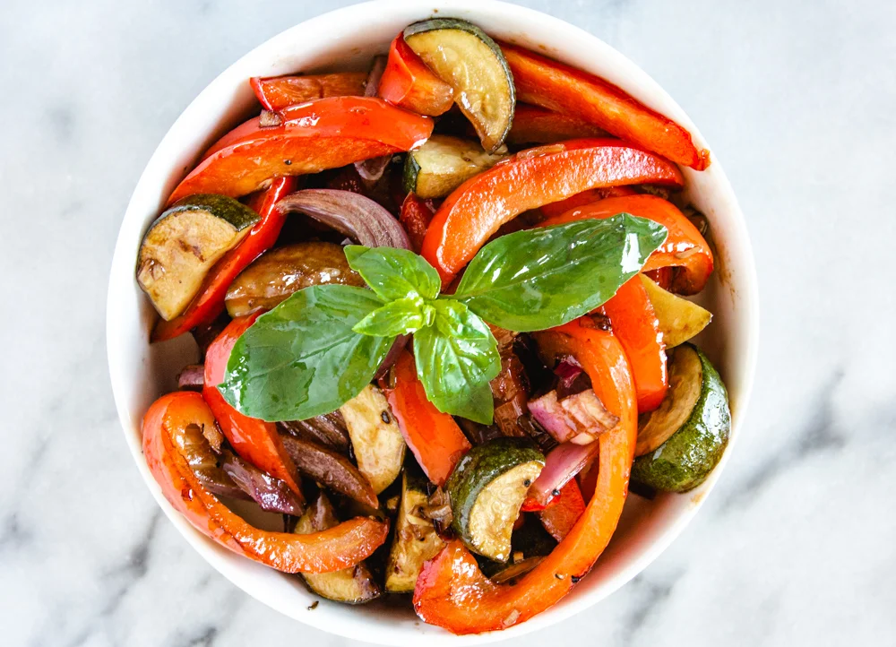 Roasted Summer Vegetables With Balsamic Vinegar. An easy, healthy recipe from the Fresh + Lively blog. #oven #quick #paleo #whole30 #seasoning #pan #mealprep #vegan #dinner #salad #lowcarb #medley #mediterranean #weightwatchers