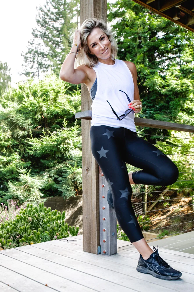 A roundup of the 5 best leggings I’ve tried! Whether you’re shopping for work, for workout, or to wear as pant, these are the ONLY leggings that belong in your closet! #notseethrough #forbooty #fashion #slimming #athleisure #forwomen #women #highwaist
