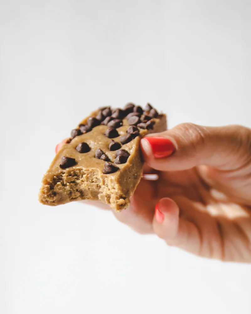 Recipe for Homemade Copycat Perfect Bars. Nut-Free and just 5 ingredients! #paleo #forkids #schoolsafe #allergyfriendly