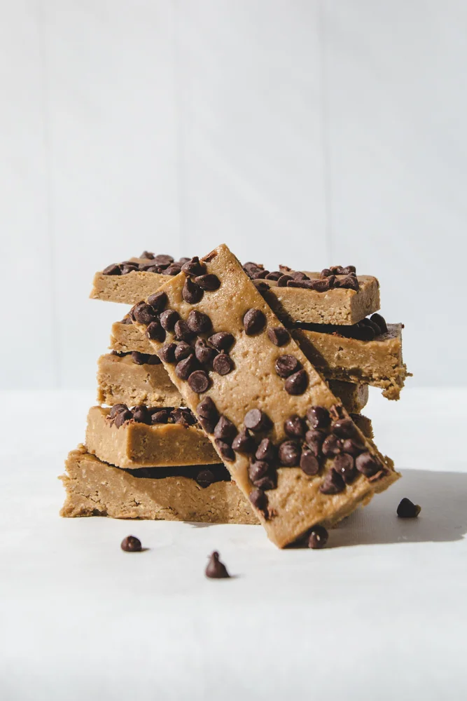 Recipe for Homemade Copycat Perfect Bars. Nut-Free and just 5 ingredients! #paleo #forkids #schoolsafe #allergyfriendly