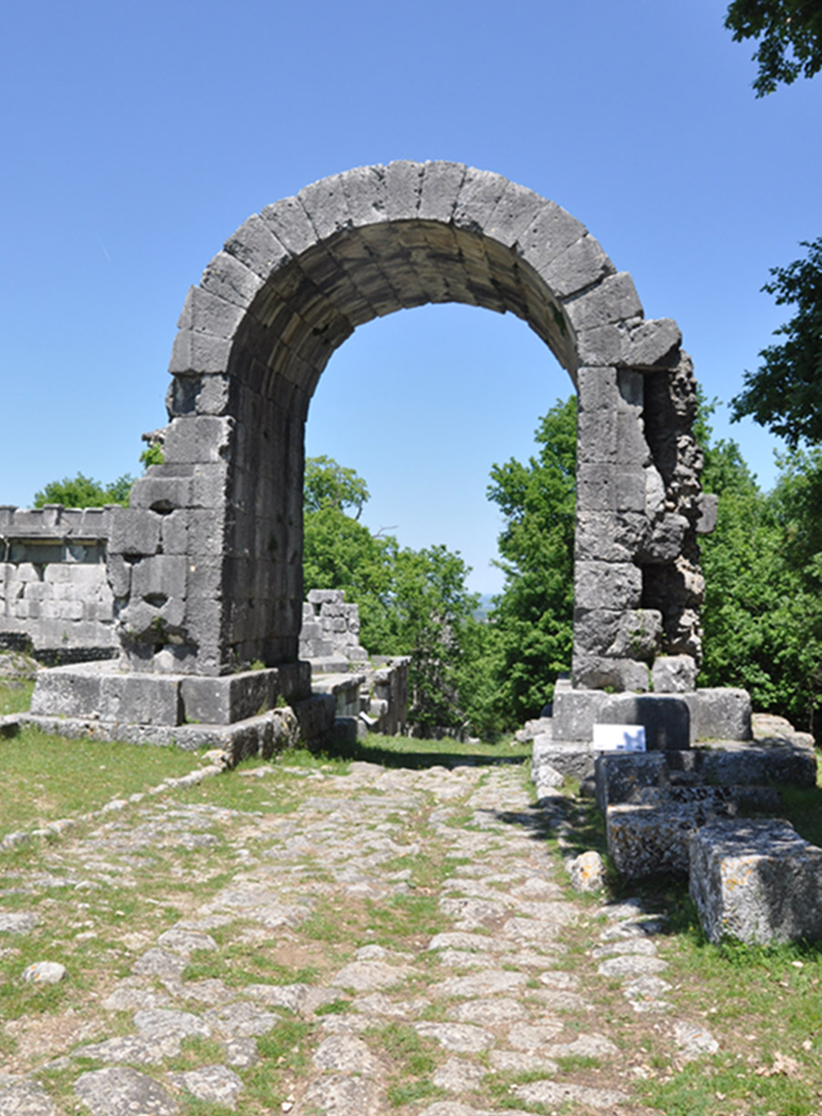Carsulae, Arch of Saint Damian