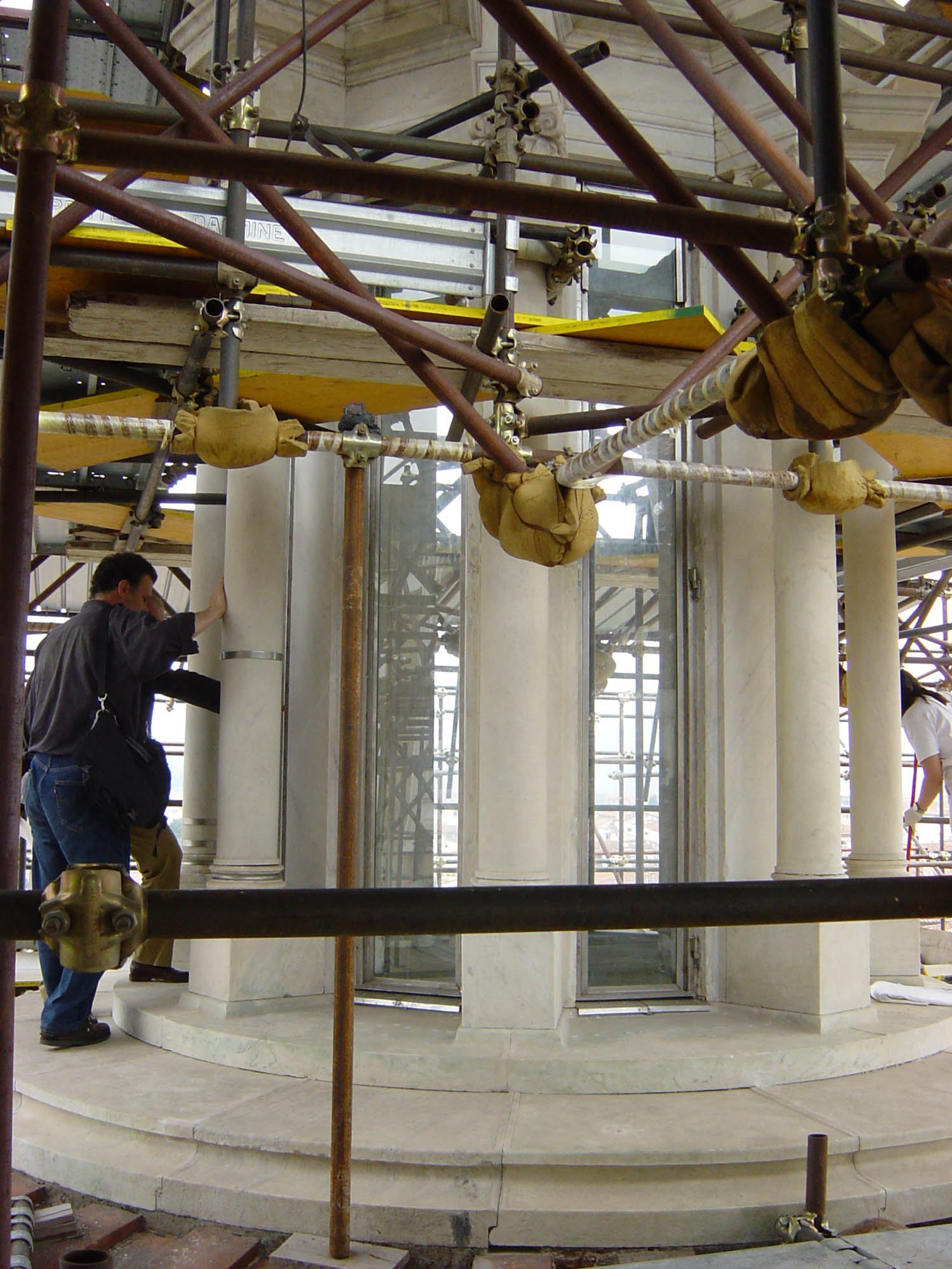 Florence, Ch. S. Lorenzo - visit to restoration of lantern on the Sagrestia Nuova