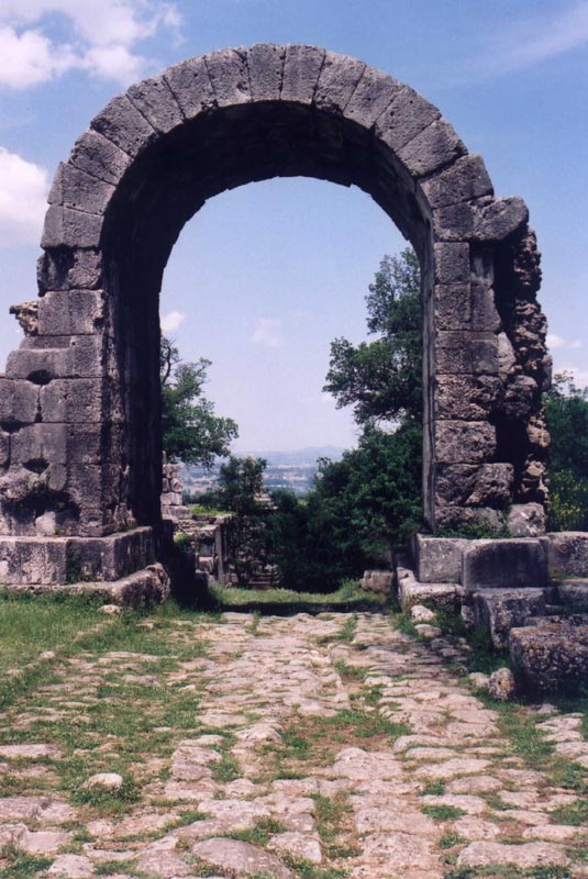 Carsulae-San Damiano.jpg