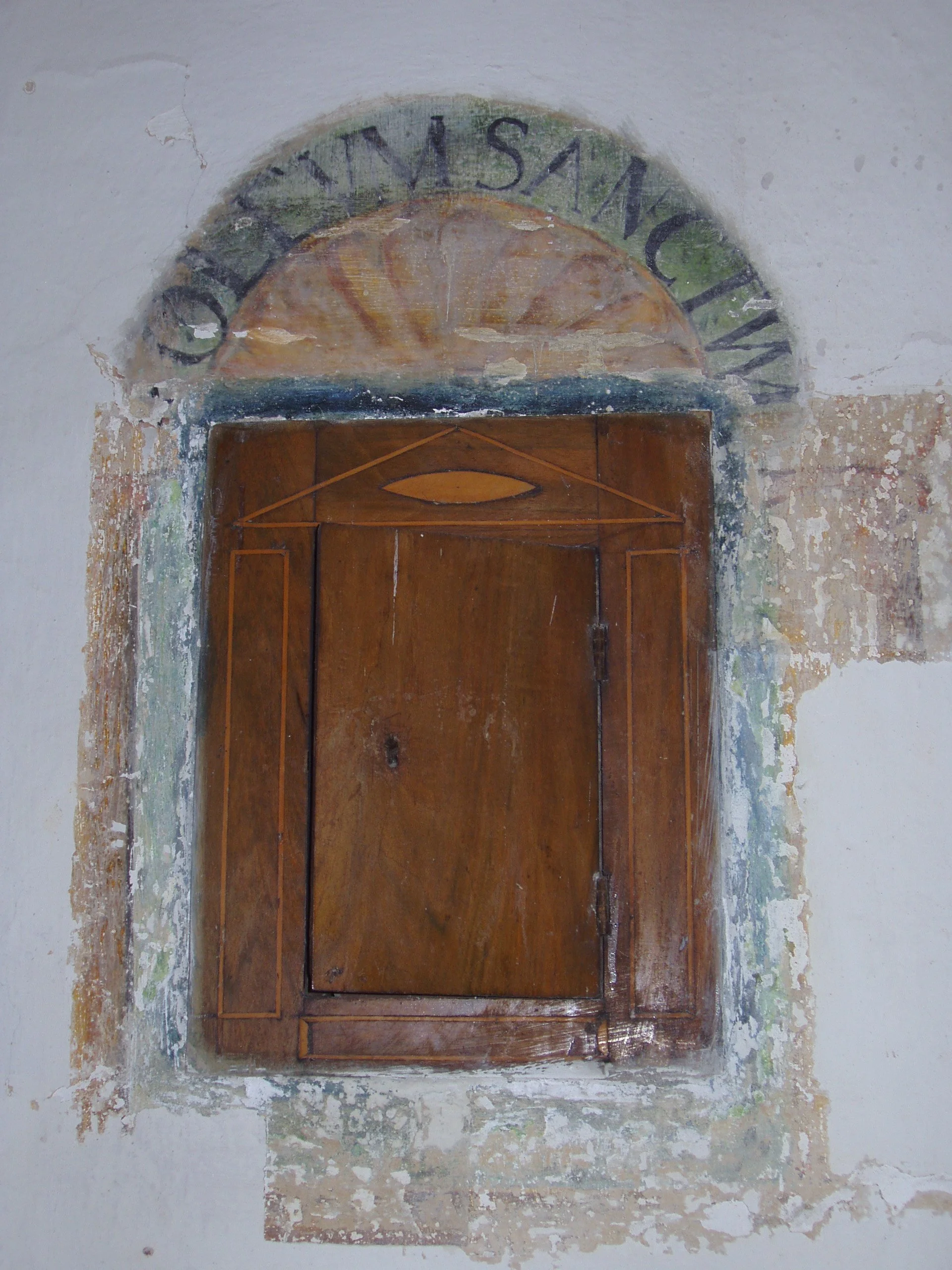 wall2_leftside.jpg