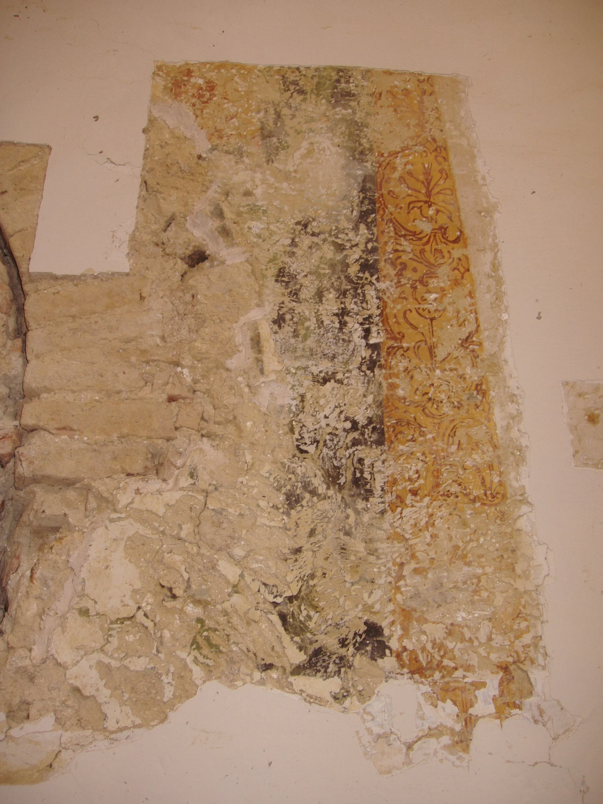 wall4_rightside.jpg