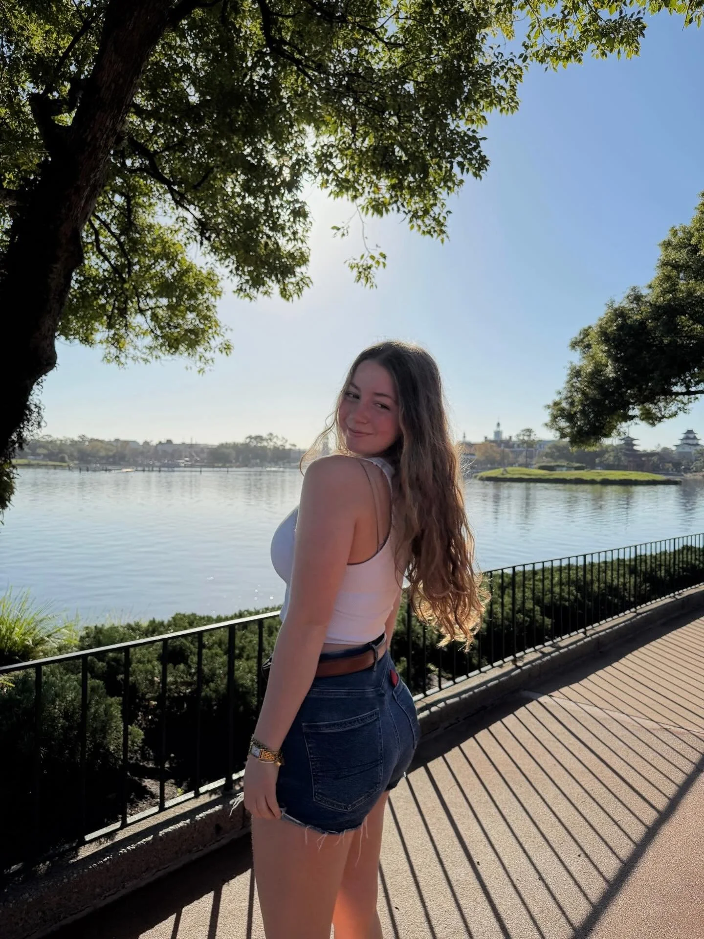 nothing but blue skies 

#aphiarchive #rpialphaphi #alphaphi