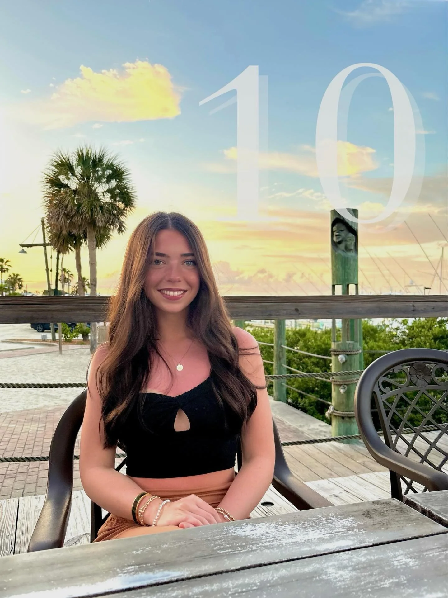 10 DAYS until formal recruitment!! to kick off our countdown let&rsquo;s hear from Maggie who is on our recruitment team 💋🦢

register for formal recruitment with the link in our bio!!

#rpialphaphi #alphaphi