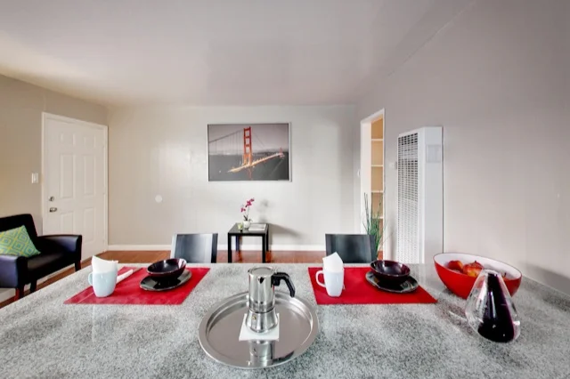 Living room1.jpg